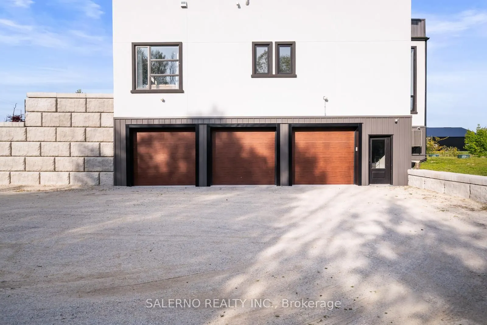 6903 36/37 Nottawasaga Side Road E