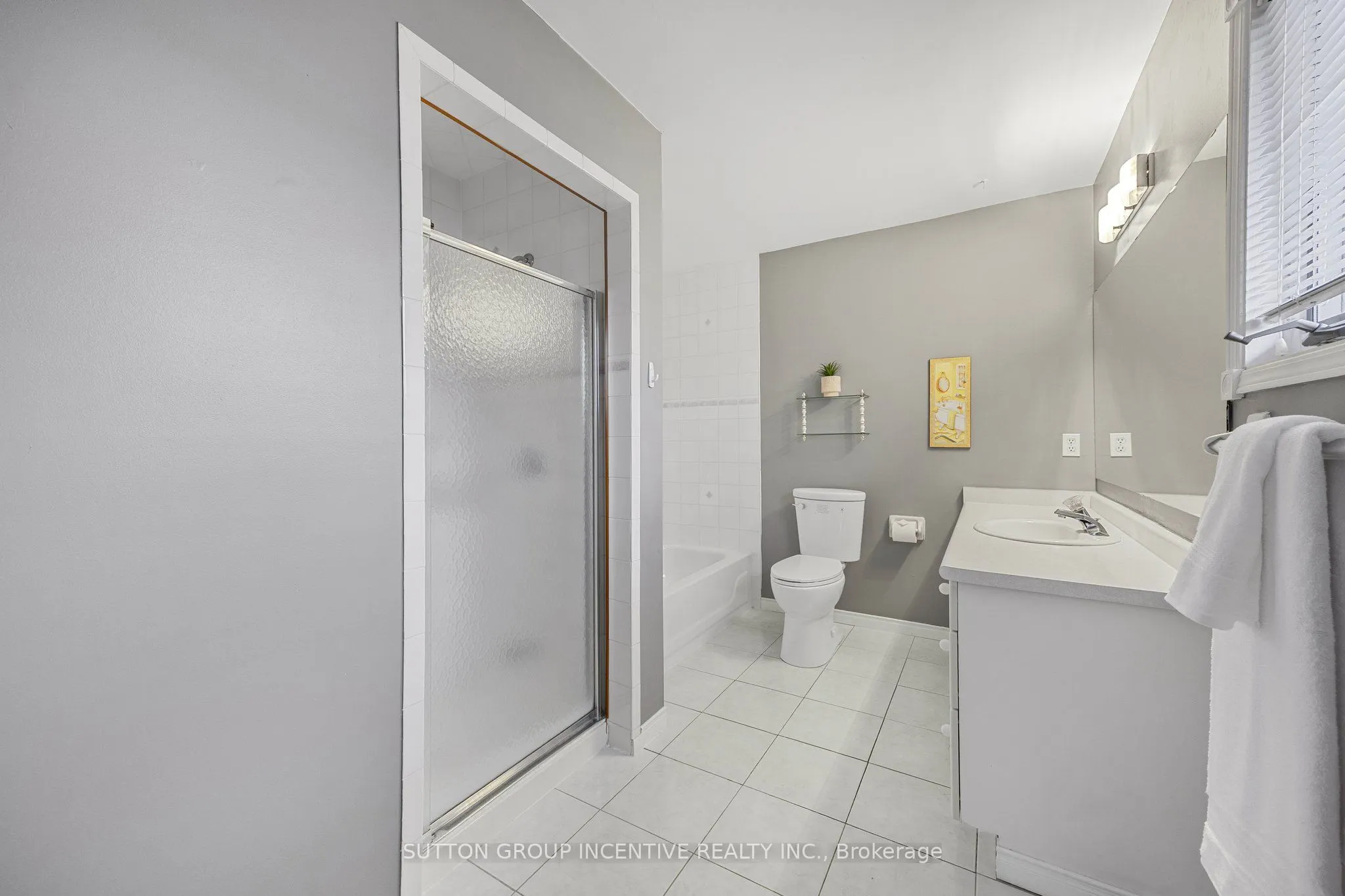 40 Museum Drive, #403