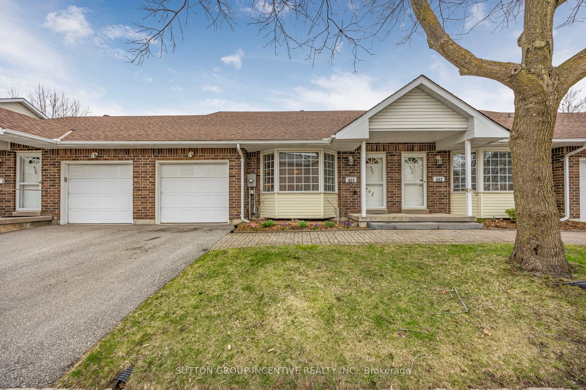 40 Museum Drive, #403