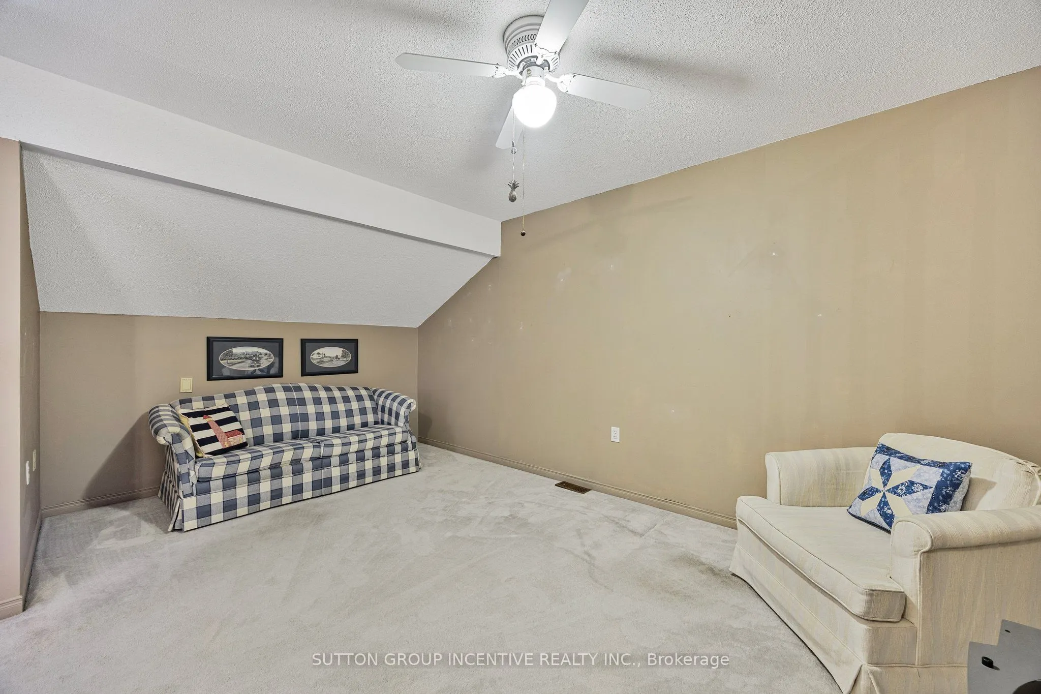 40 Museum Drive, #403