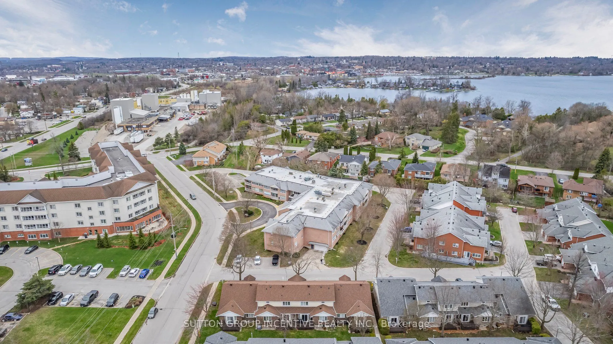 40 Museum Drive, #403