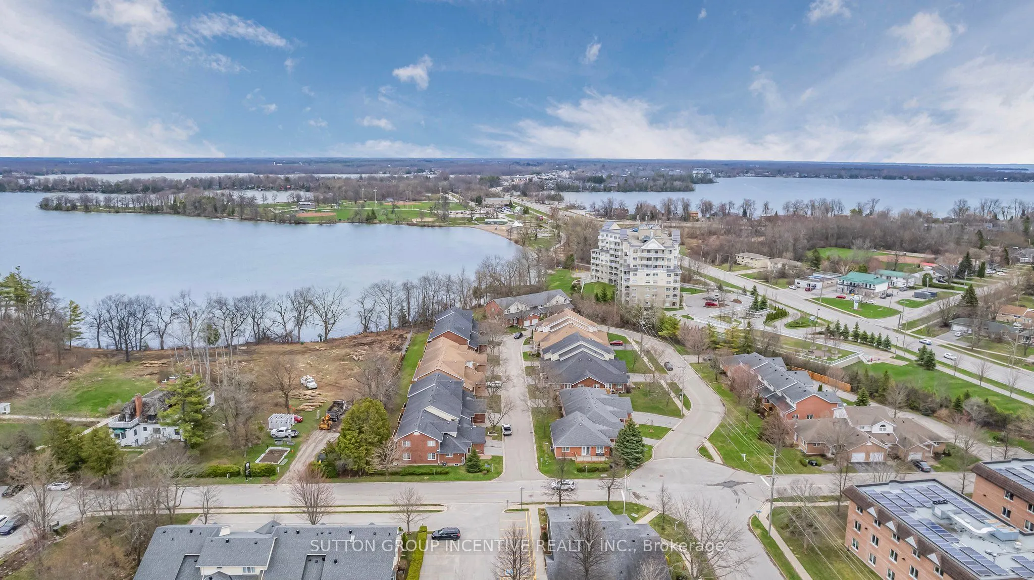 40 Museum Drive, #403