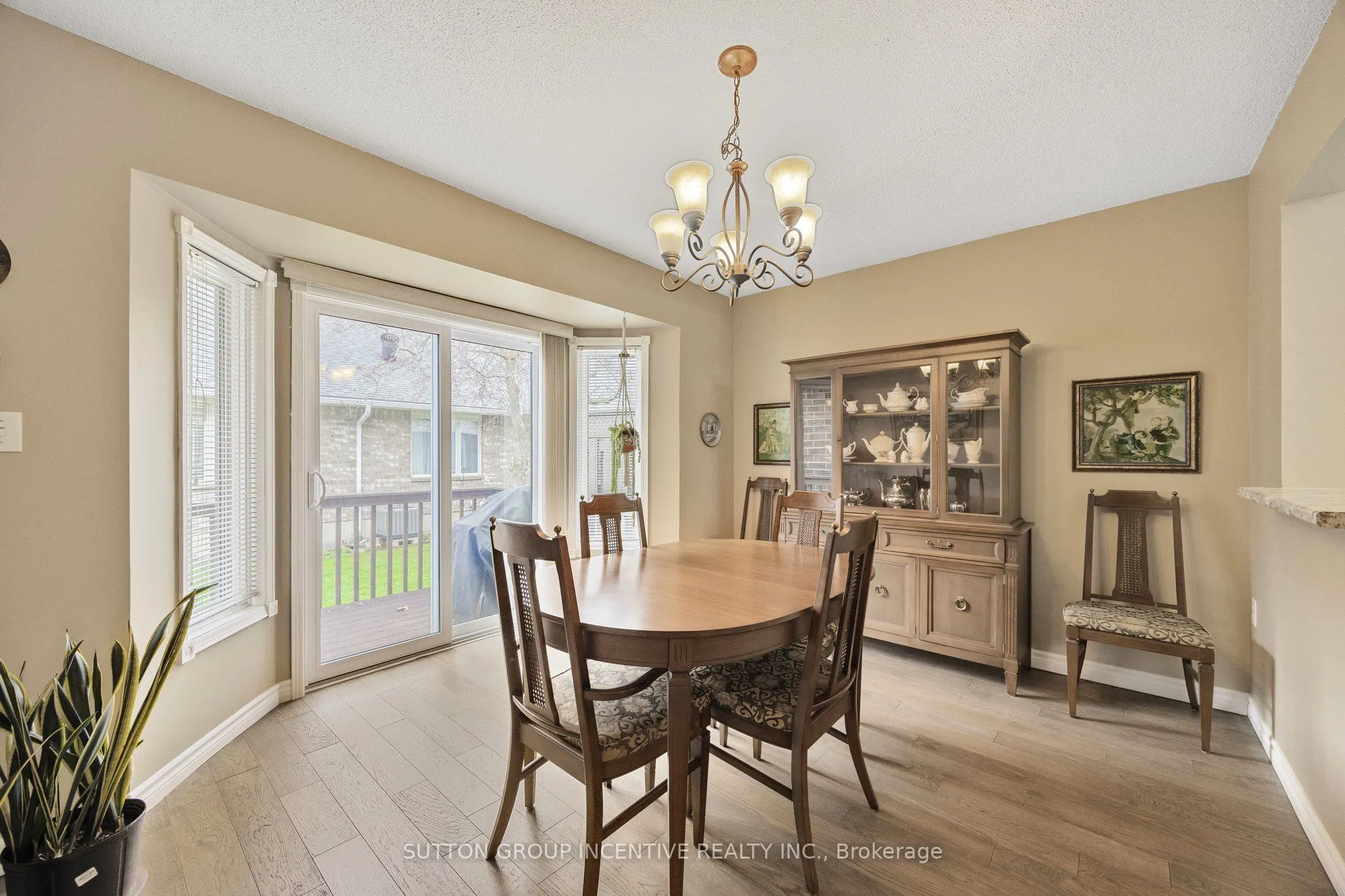40 Museum Drive, #403