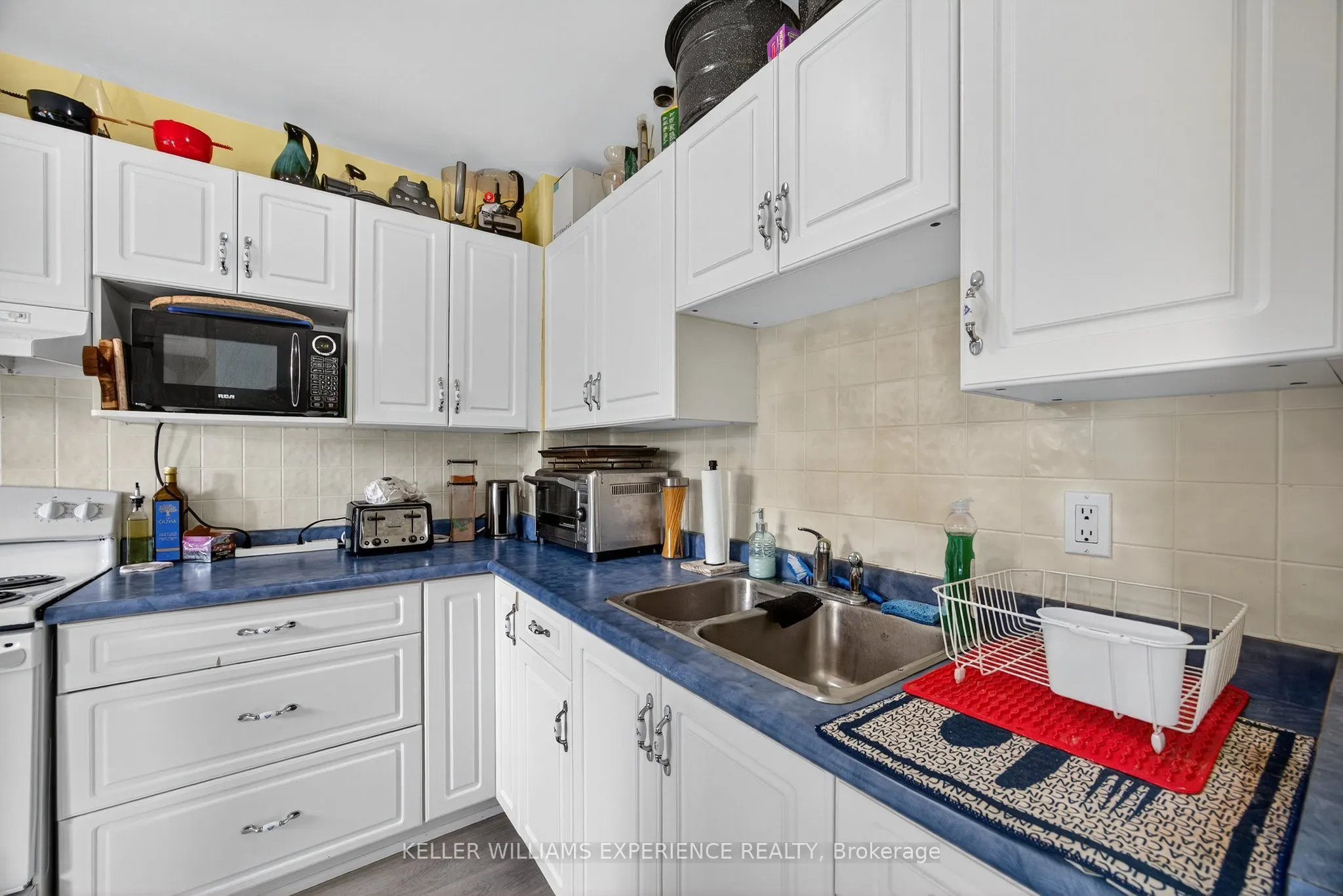441 Barrie Road, #54
