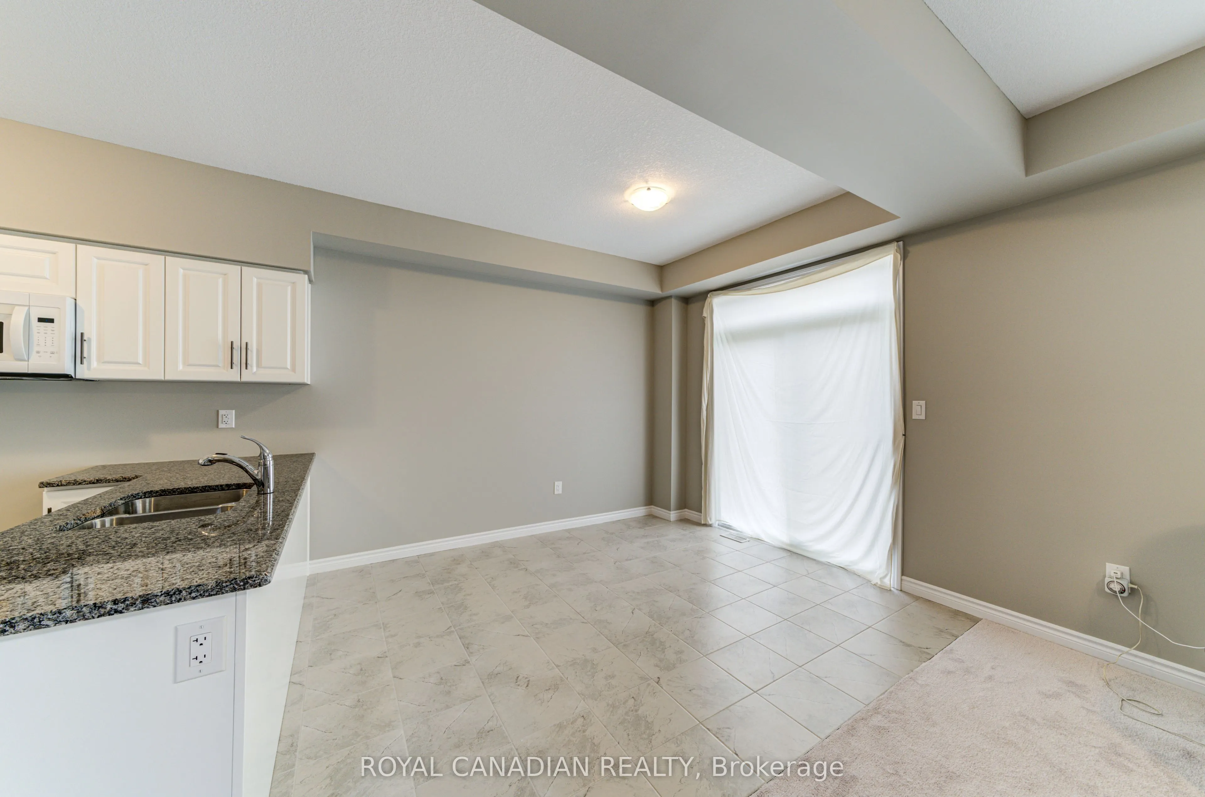 1048 WRIGHT Drive