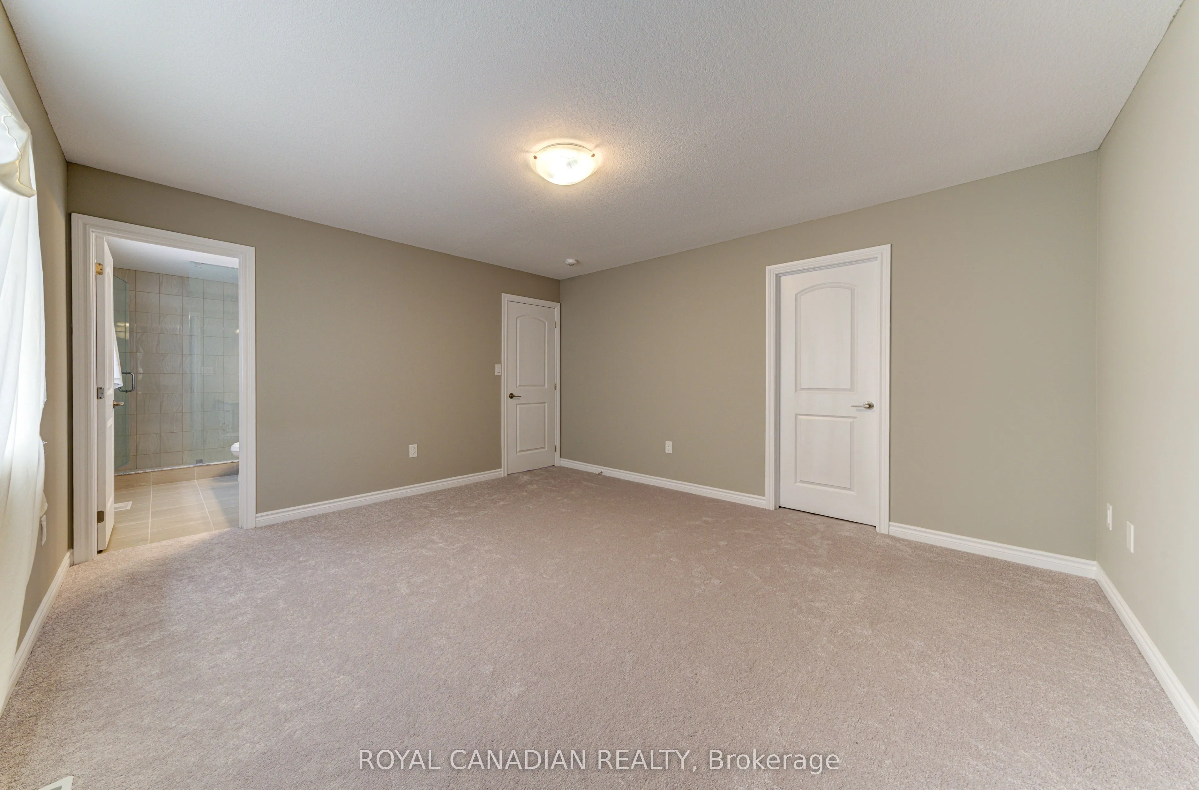 1048 WRIGHT Drive