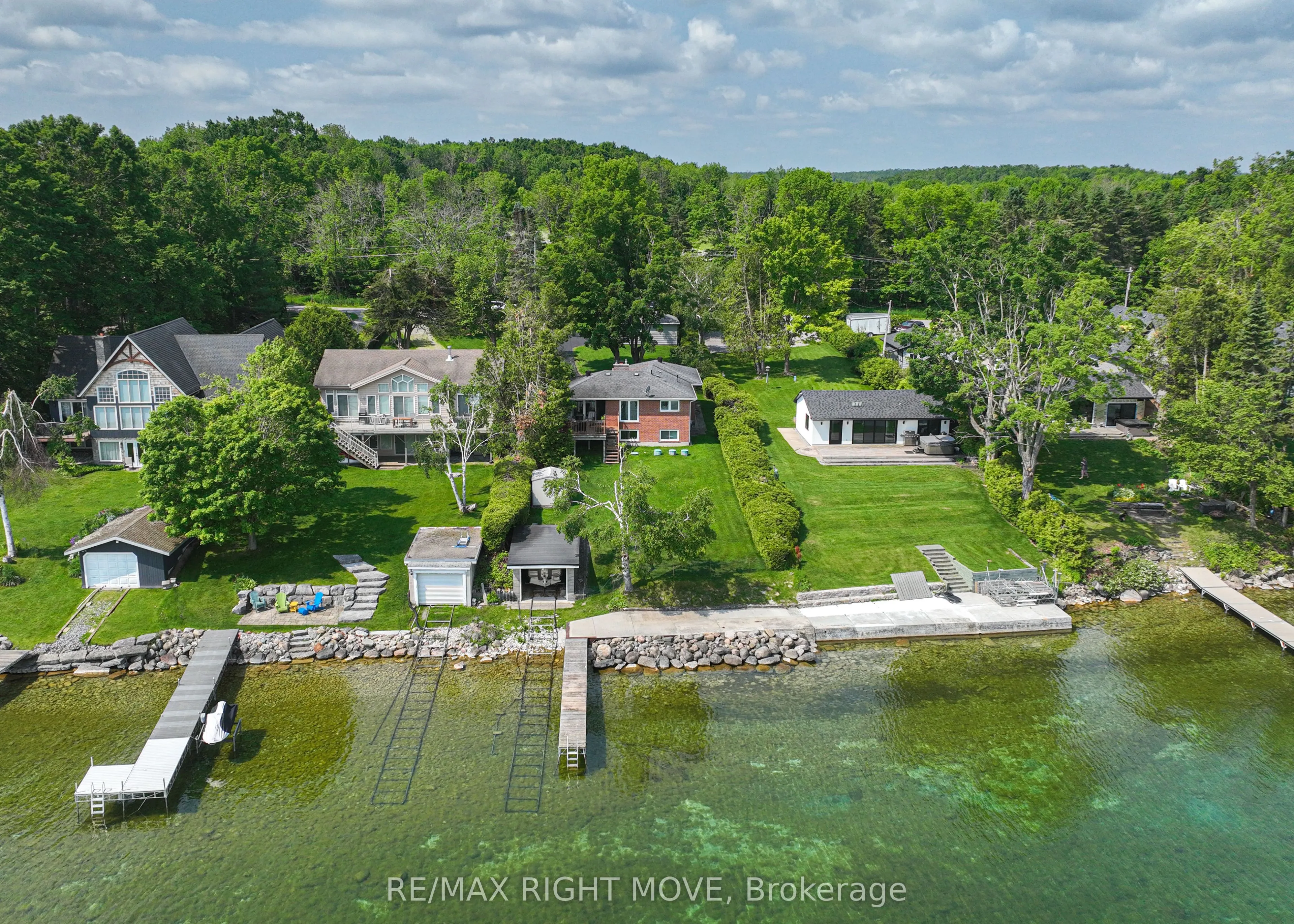 905 Woodland Drive