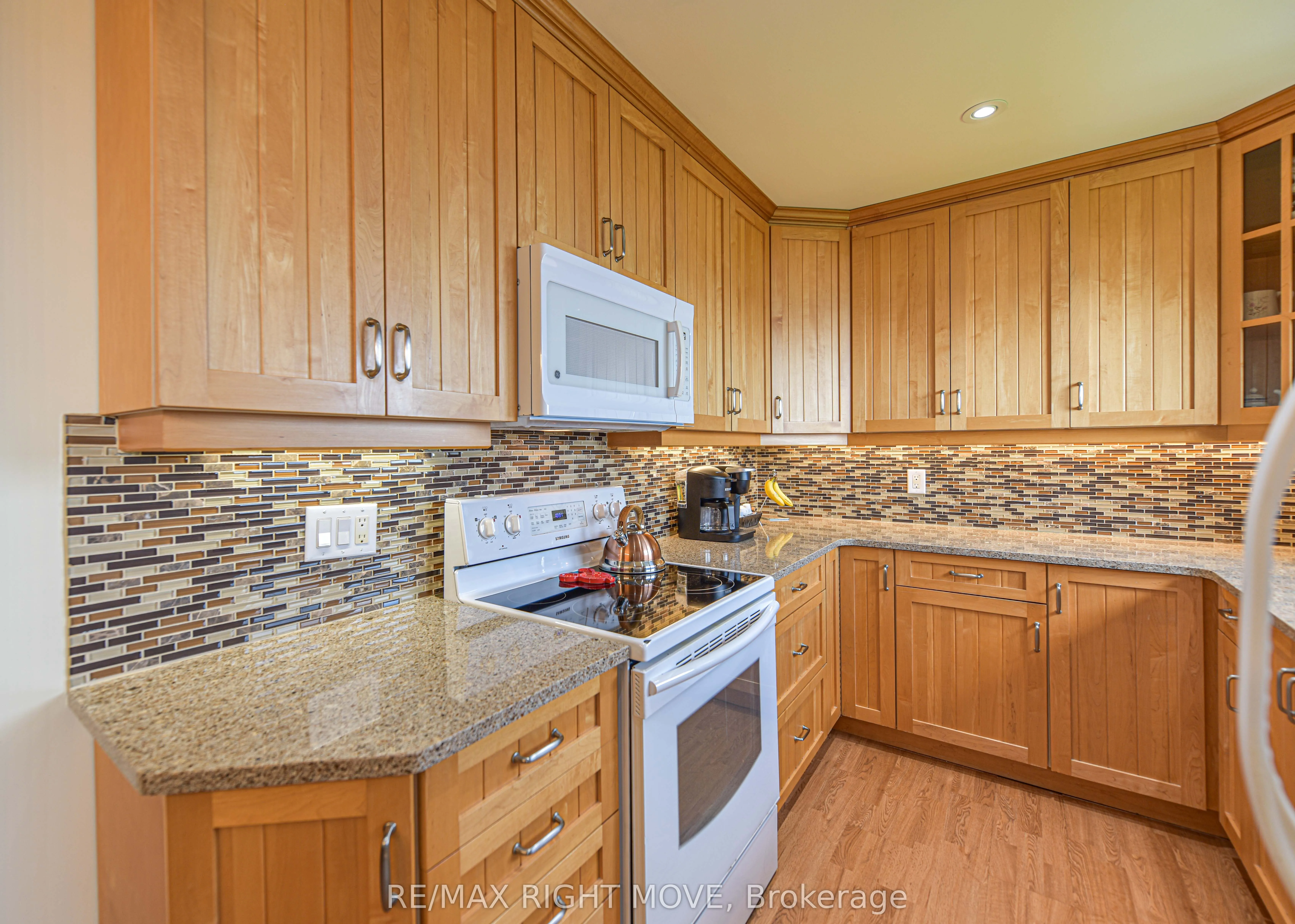 905 Woodland Drive