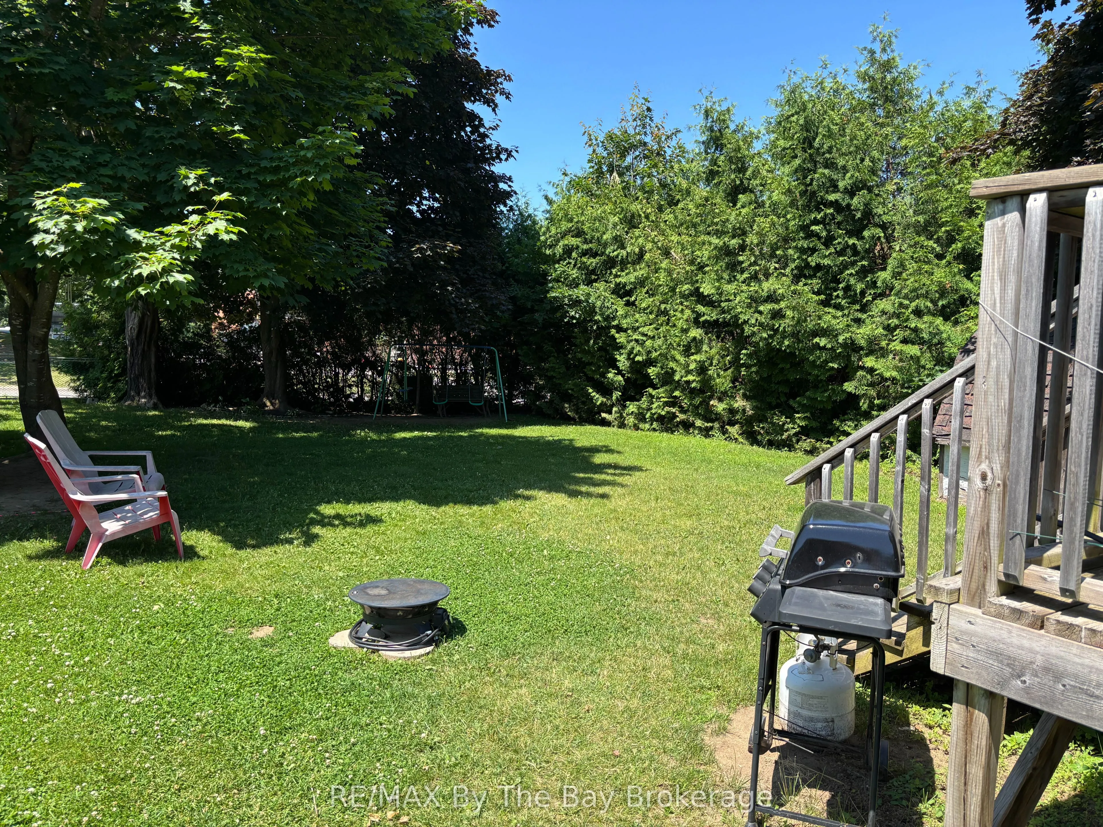 1033 Glen Bogie Crescent