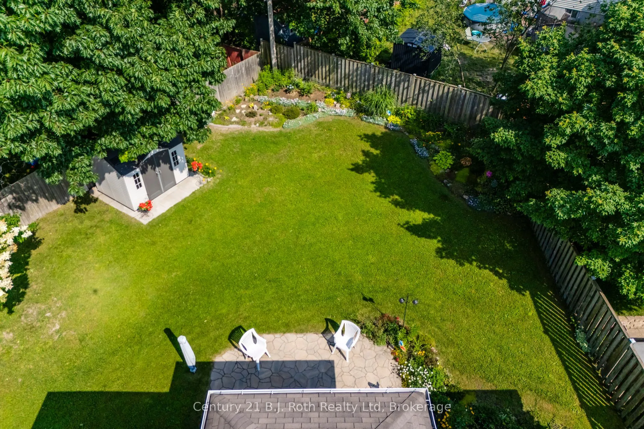 997 Whitney Crescent