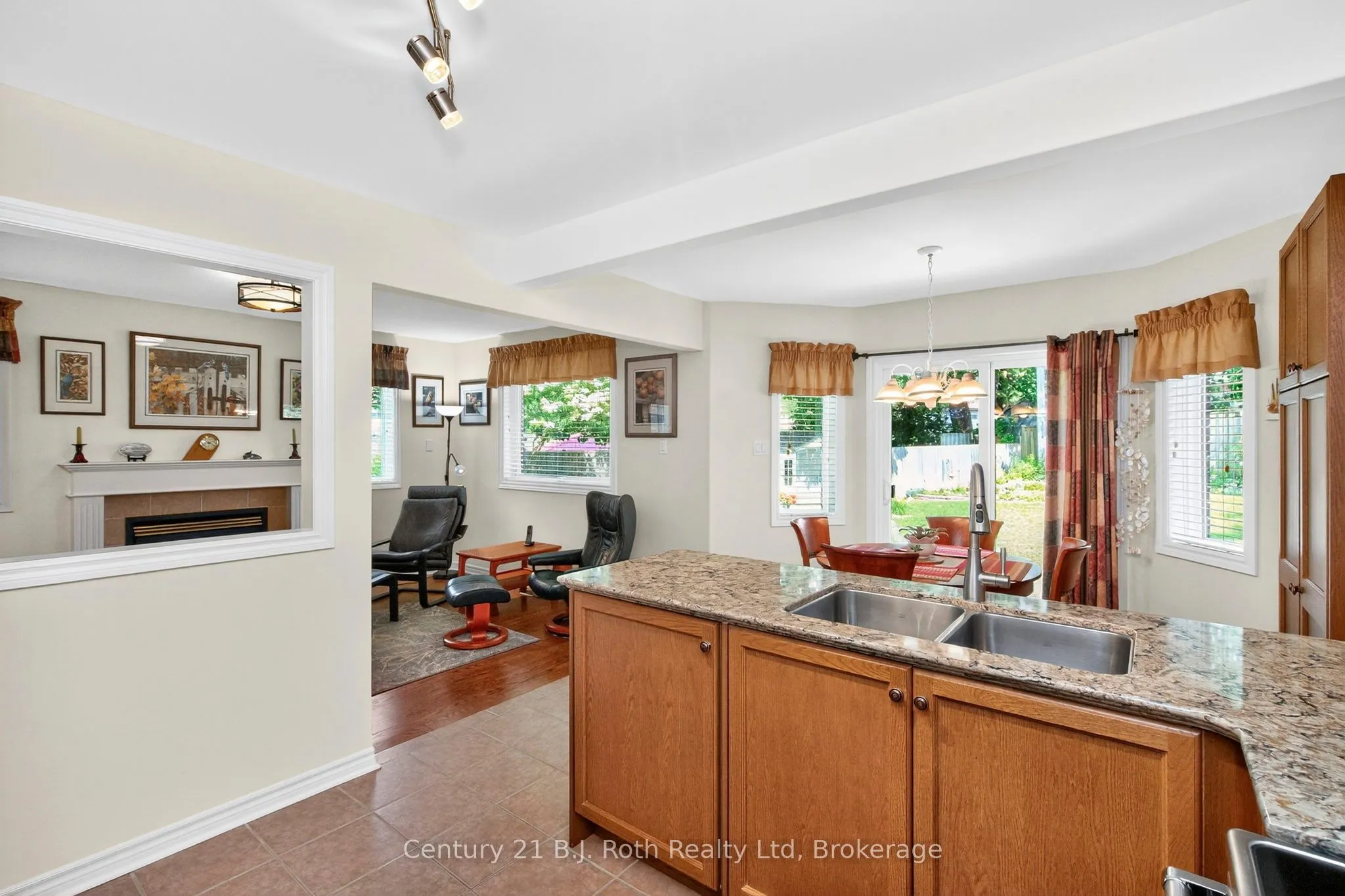 997 Whitney Crescent