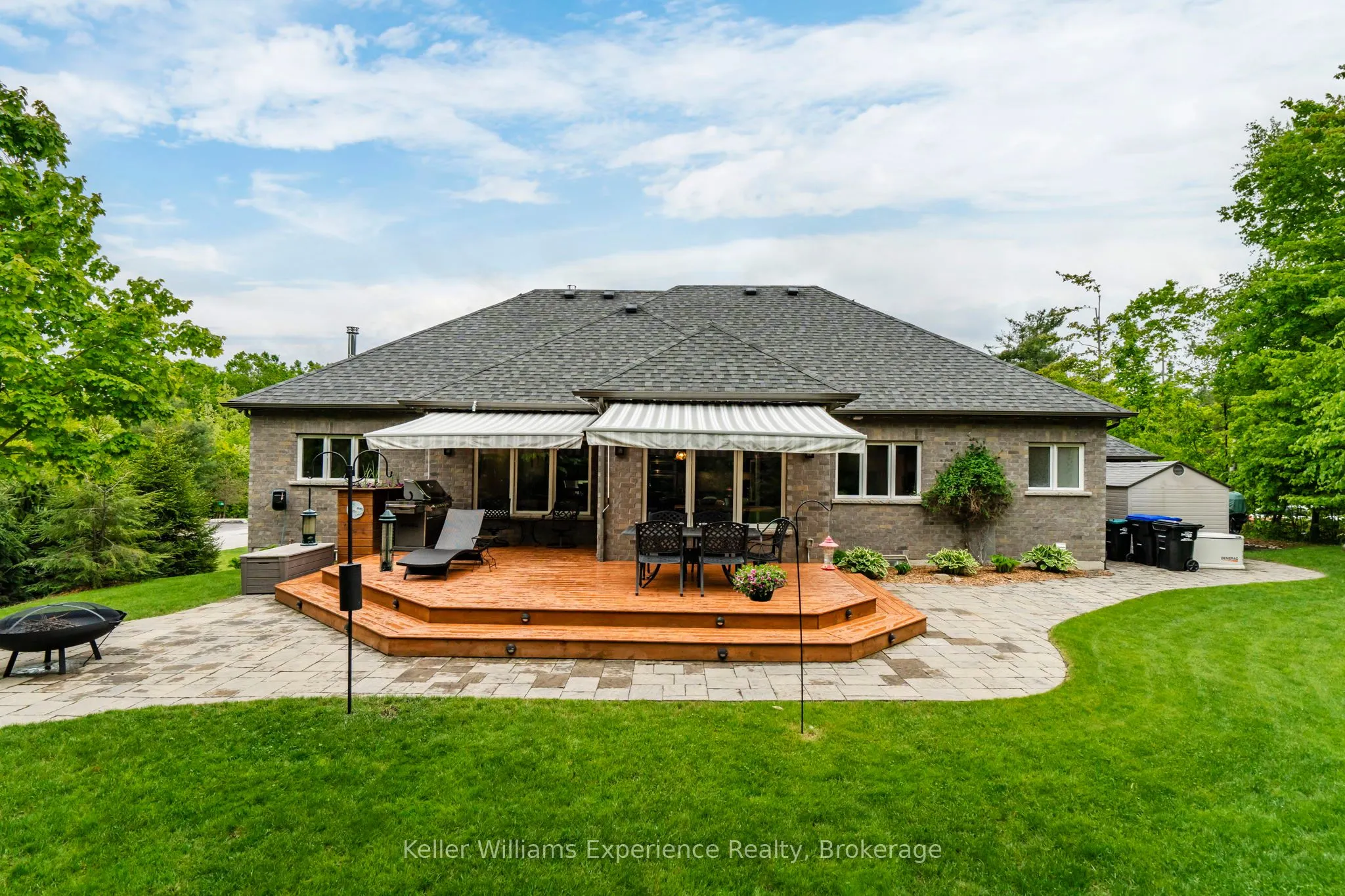 1 Topaz Court