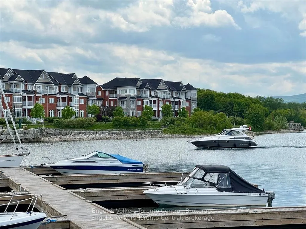 1 Westmount Mews, #7