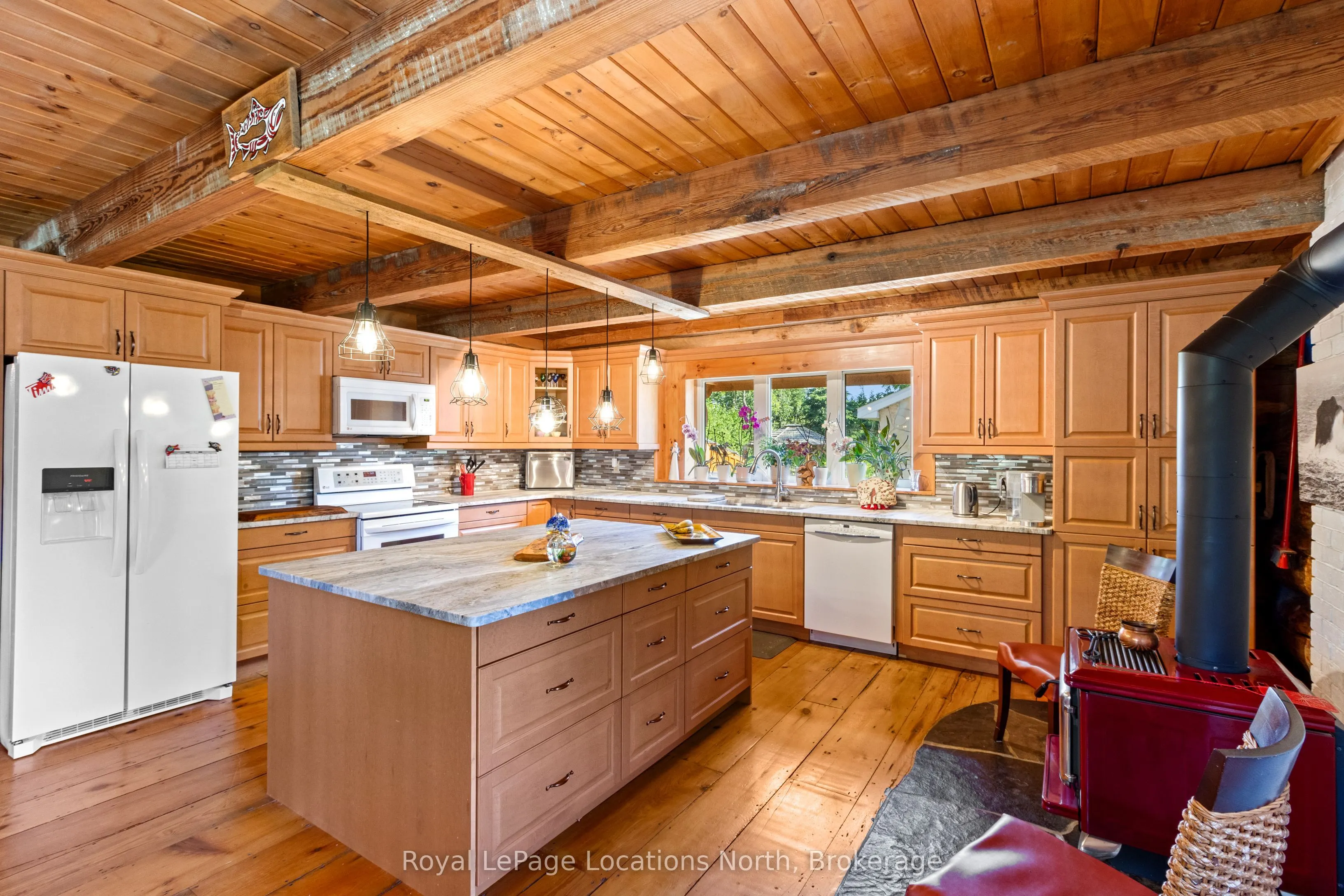 24 Oliver Crescent