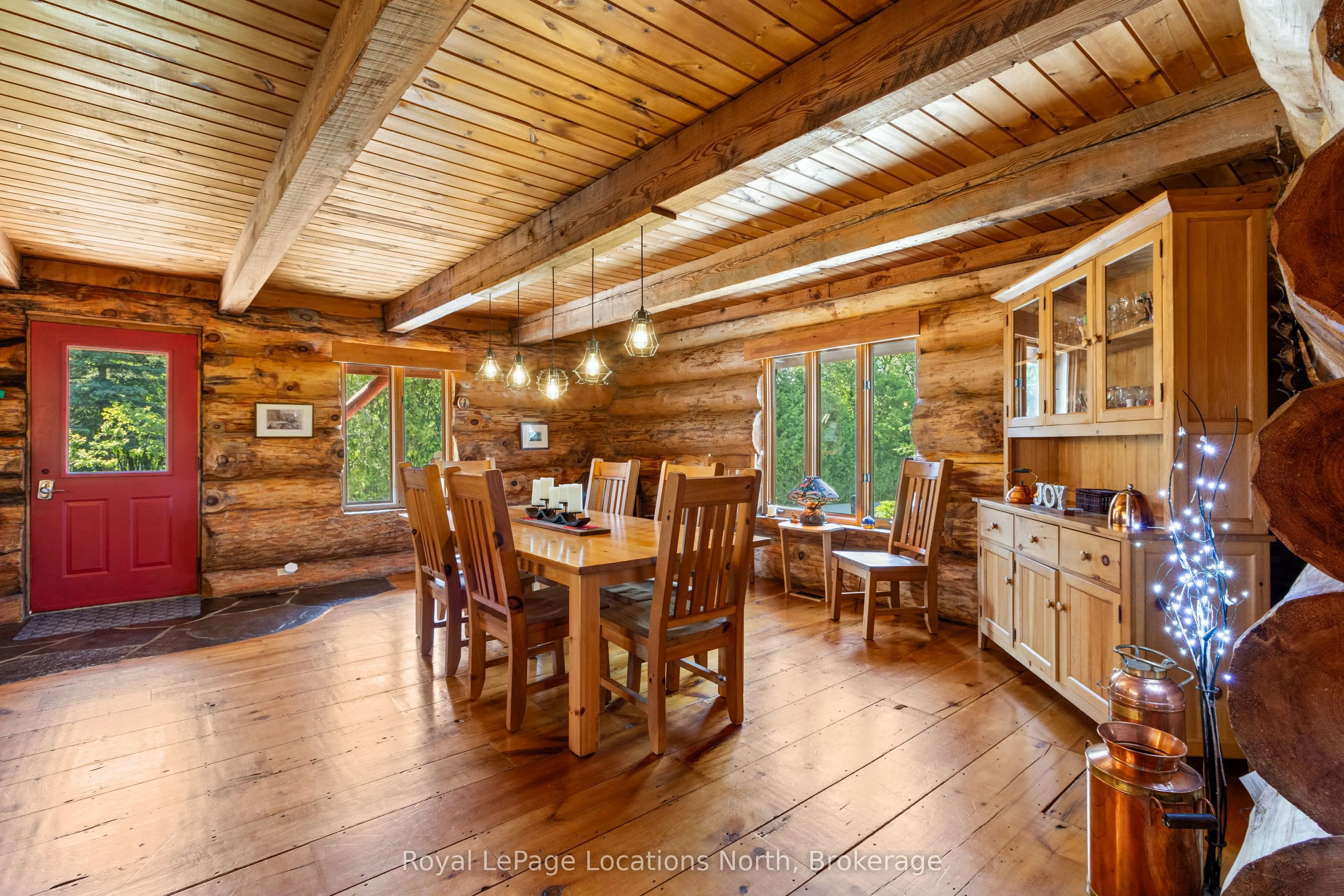 24 Oliver Crescent