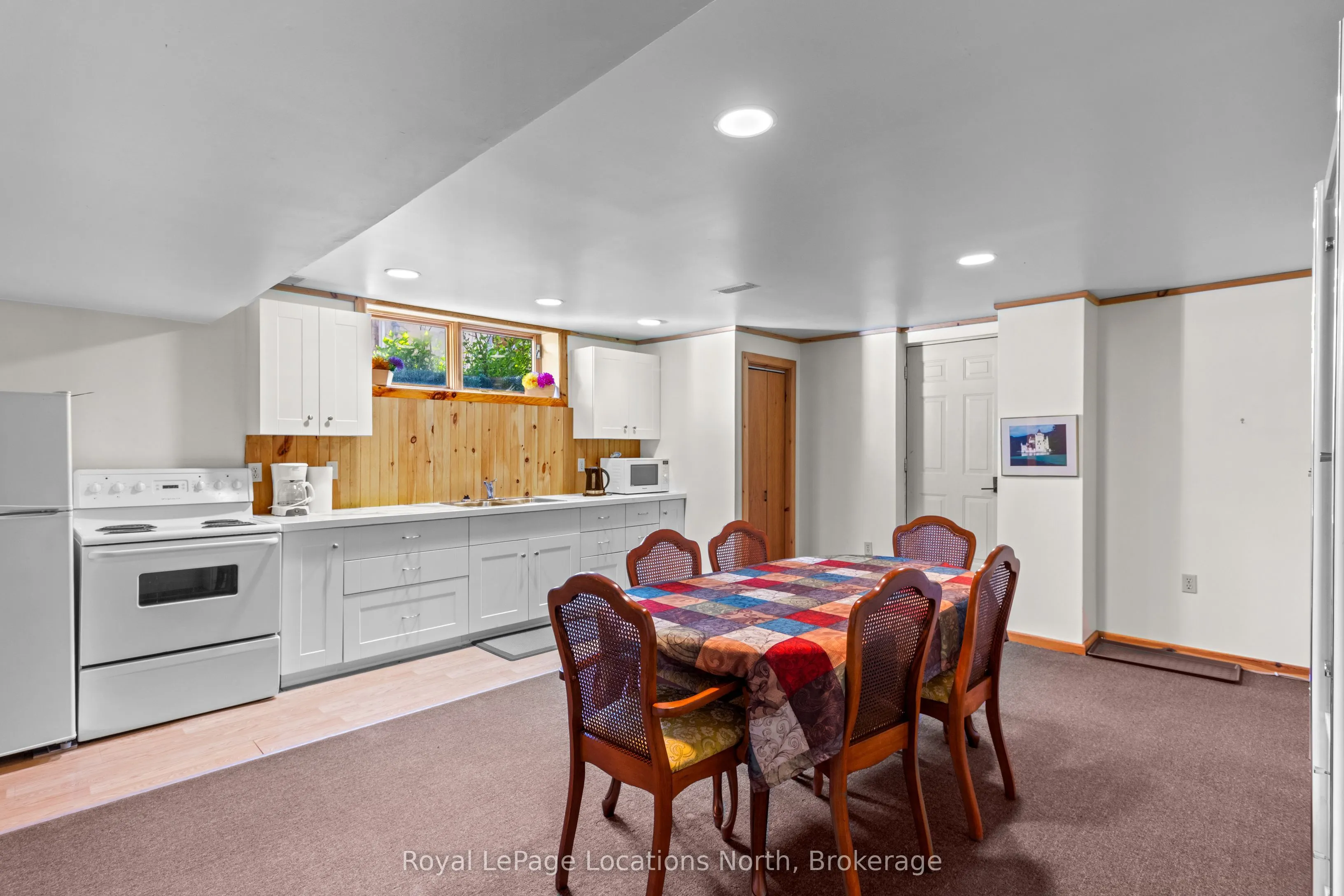 24 Oliver Crescent