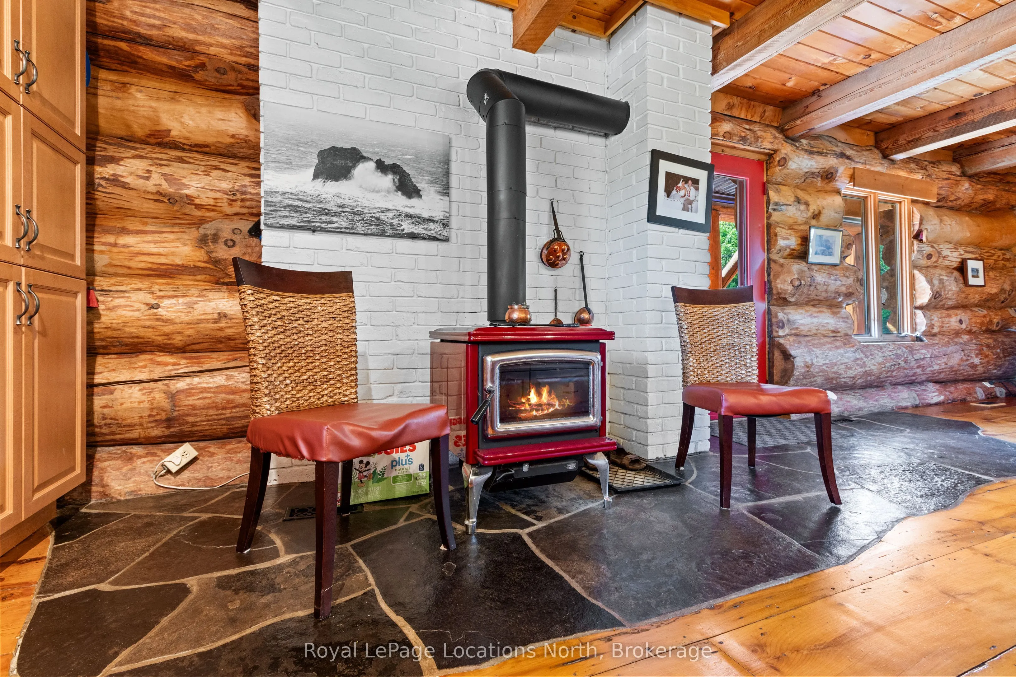 24 Oliver Crescent