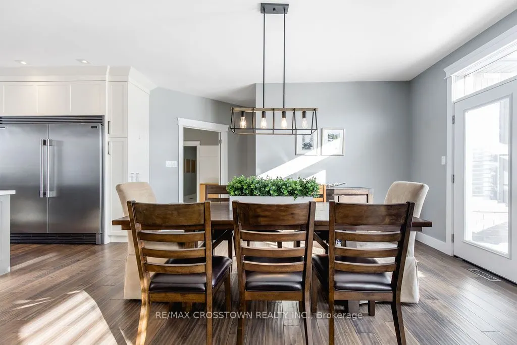25 MENNILL Drive