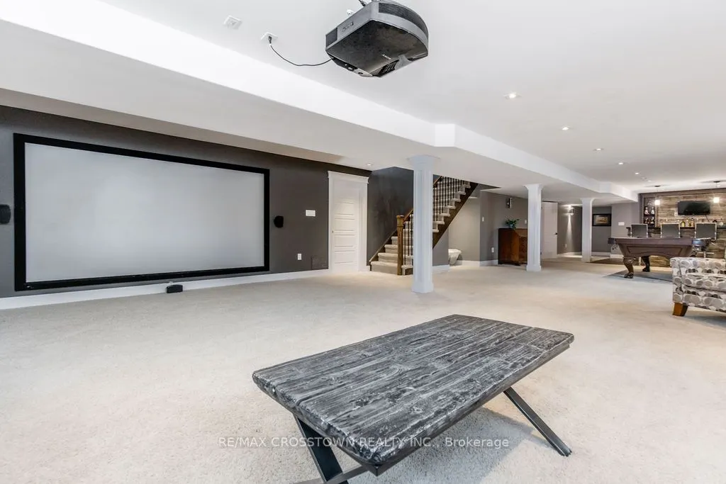 25 MENNILL Drive
