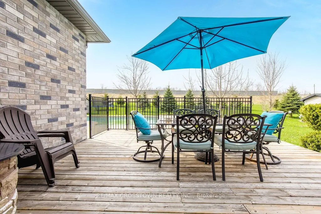 25 MENNILL Drive