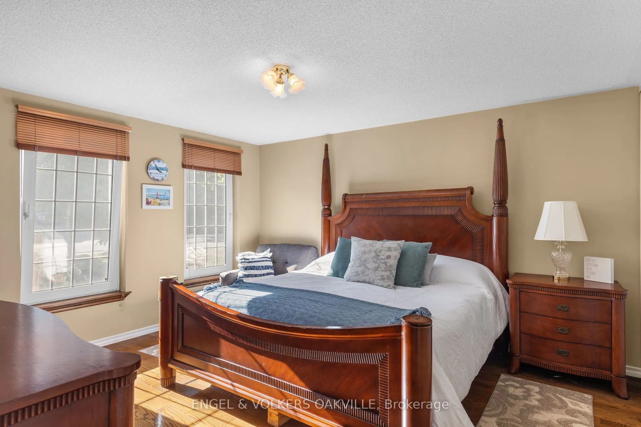 216 Robins Point Road