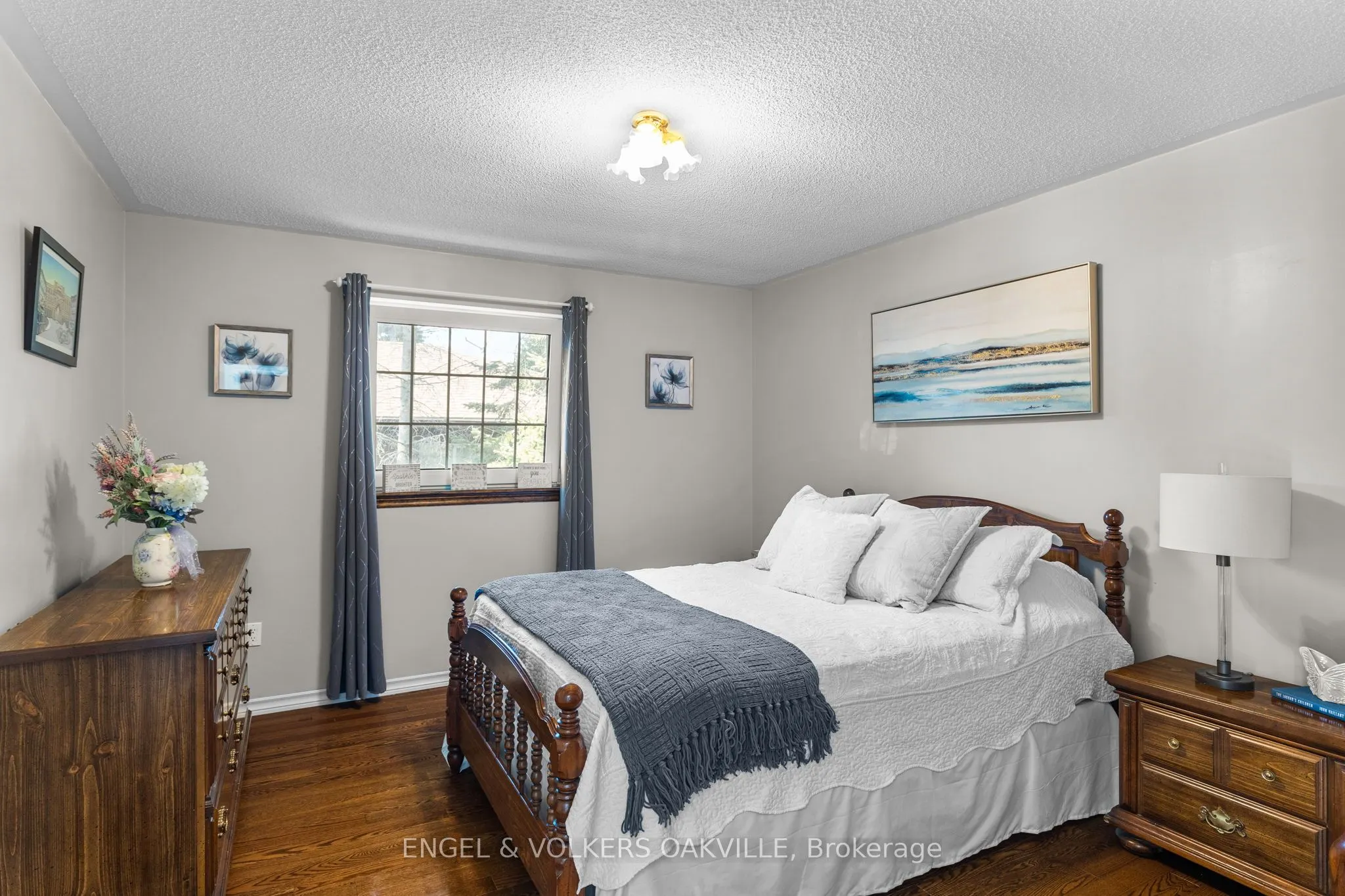 216 Robins Point Road