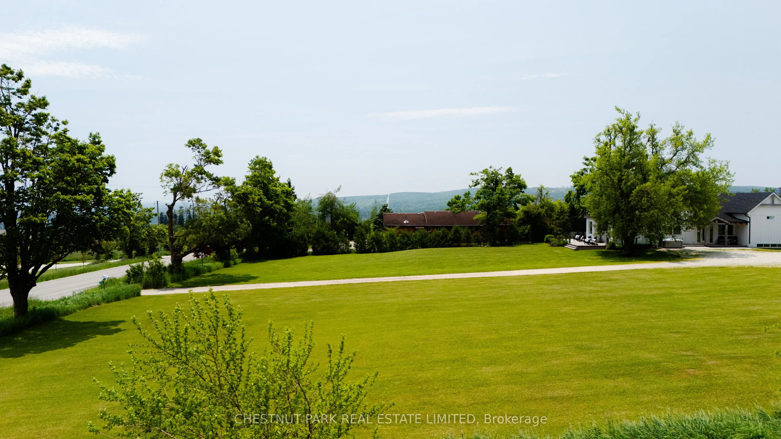 2536 Fairgrounds Road S