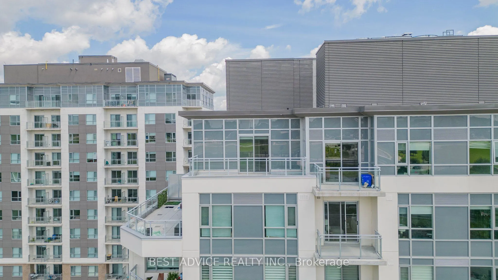 56 Lakeside Terrace, #1209