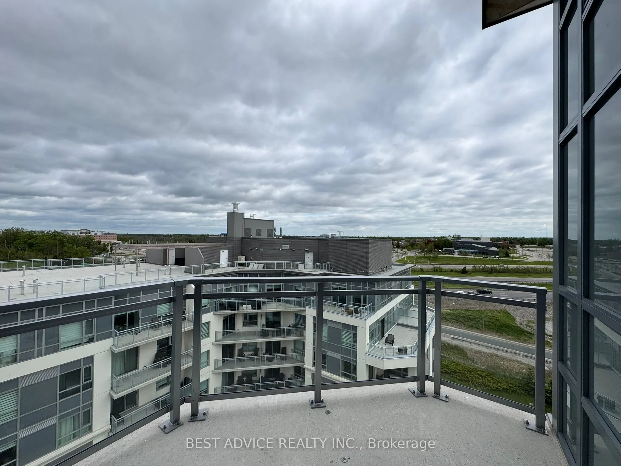 56 Lakeside Terrace, #1209