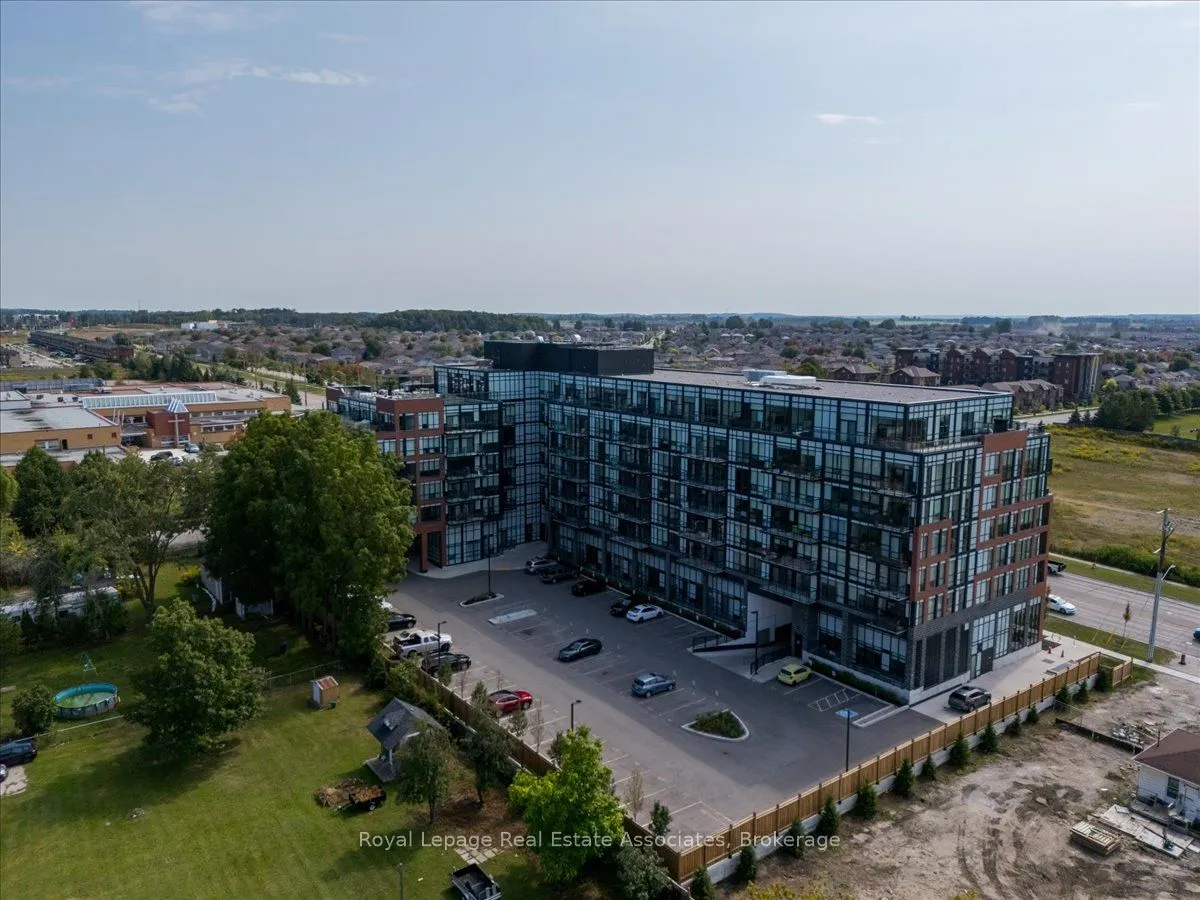 681 Yonge Street, #319