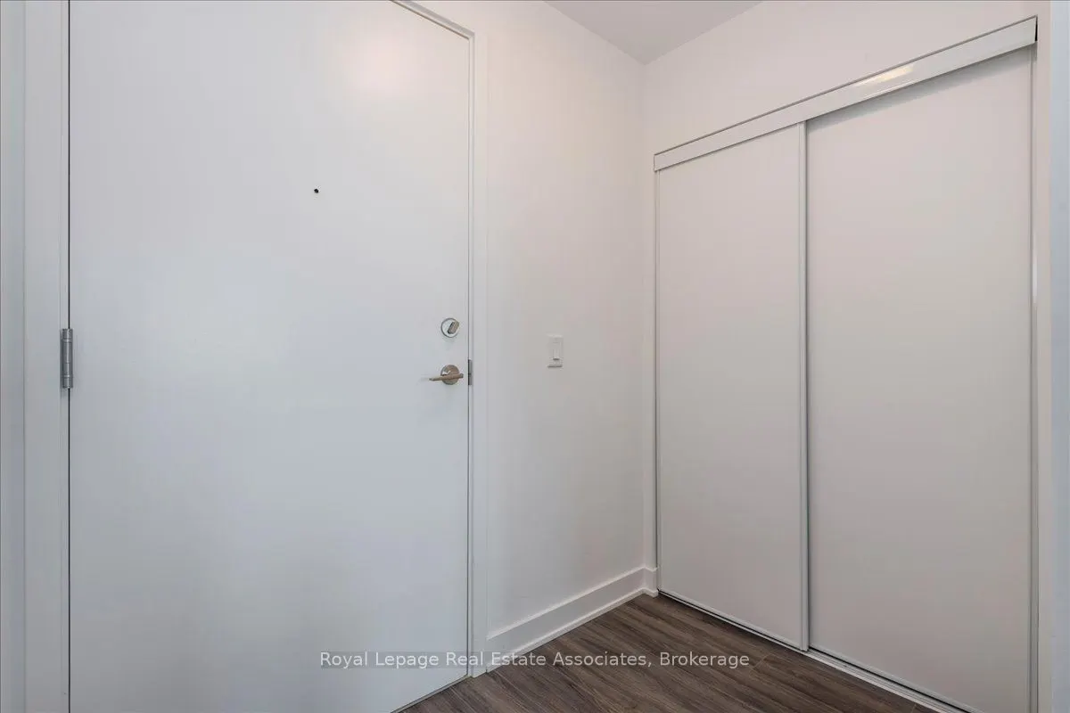 681 Yonge Street, #319