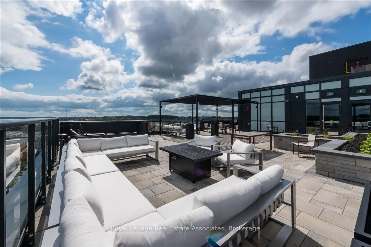 681 Yonge Street, #319
