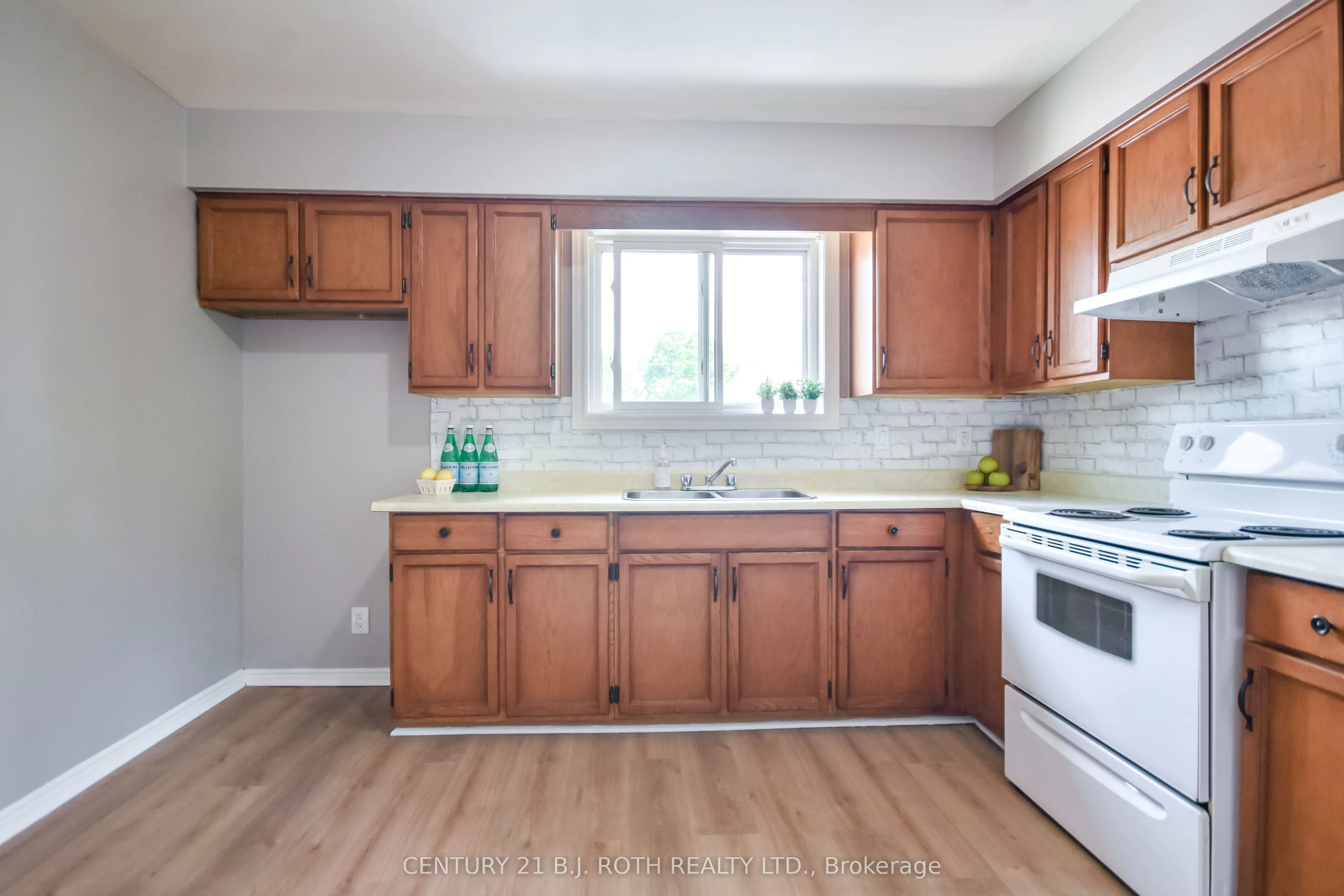 19 South Street S