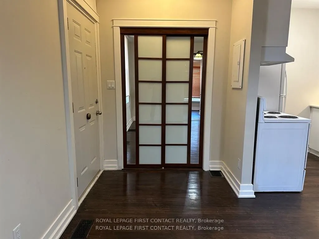 44 Toronto Street, #1