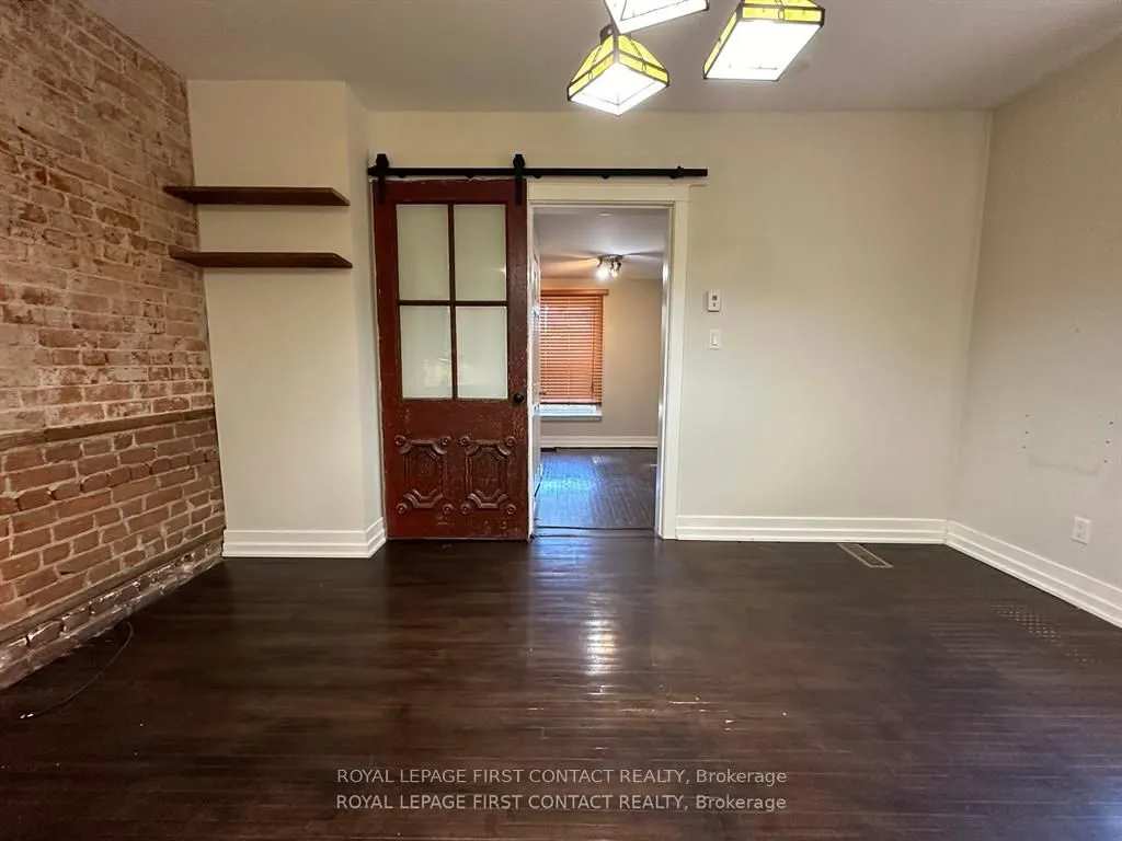 44 Toronto Street, #1