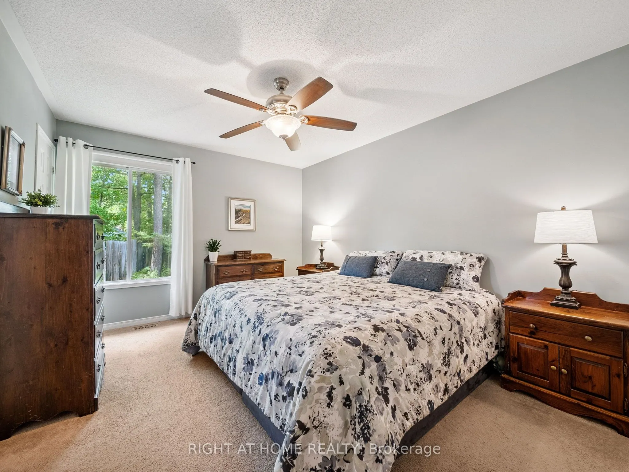 6 Wenden Court