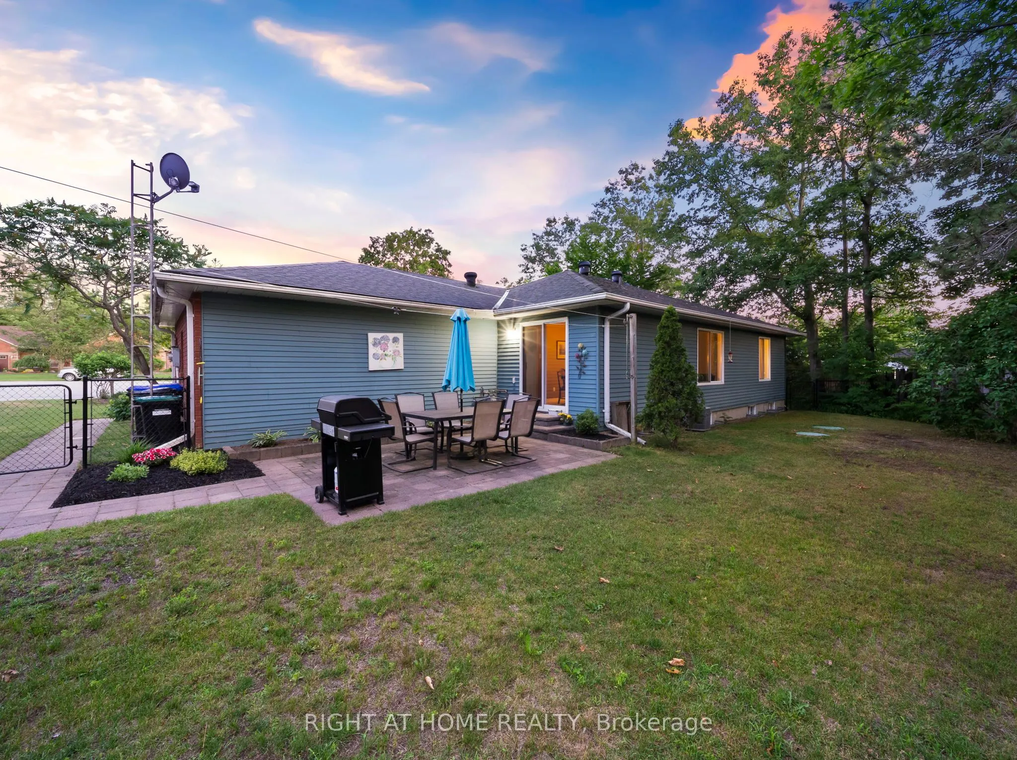 6 Wenden Court