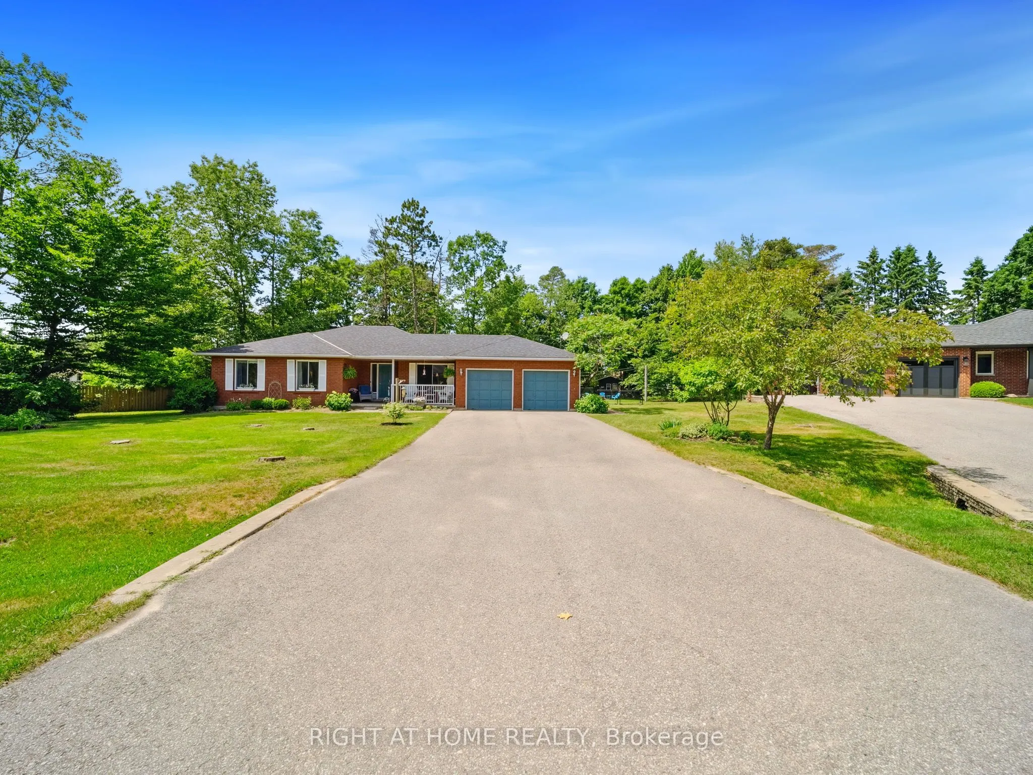 6 Wenden Court