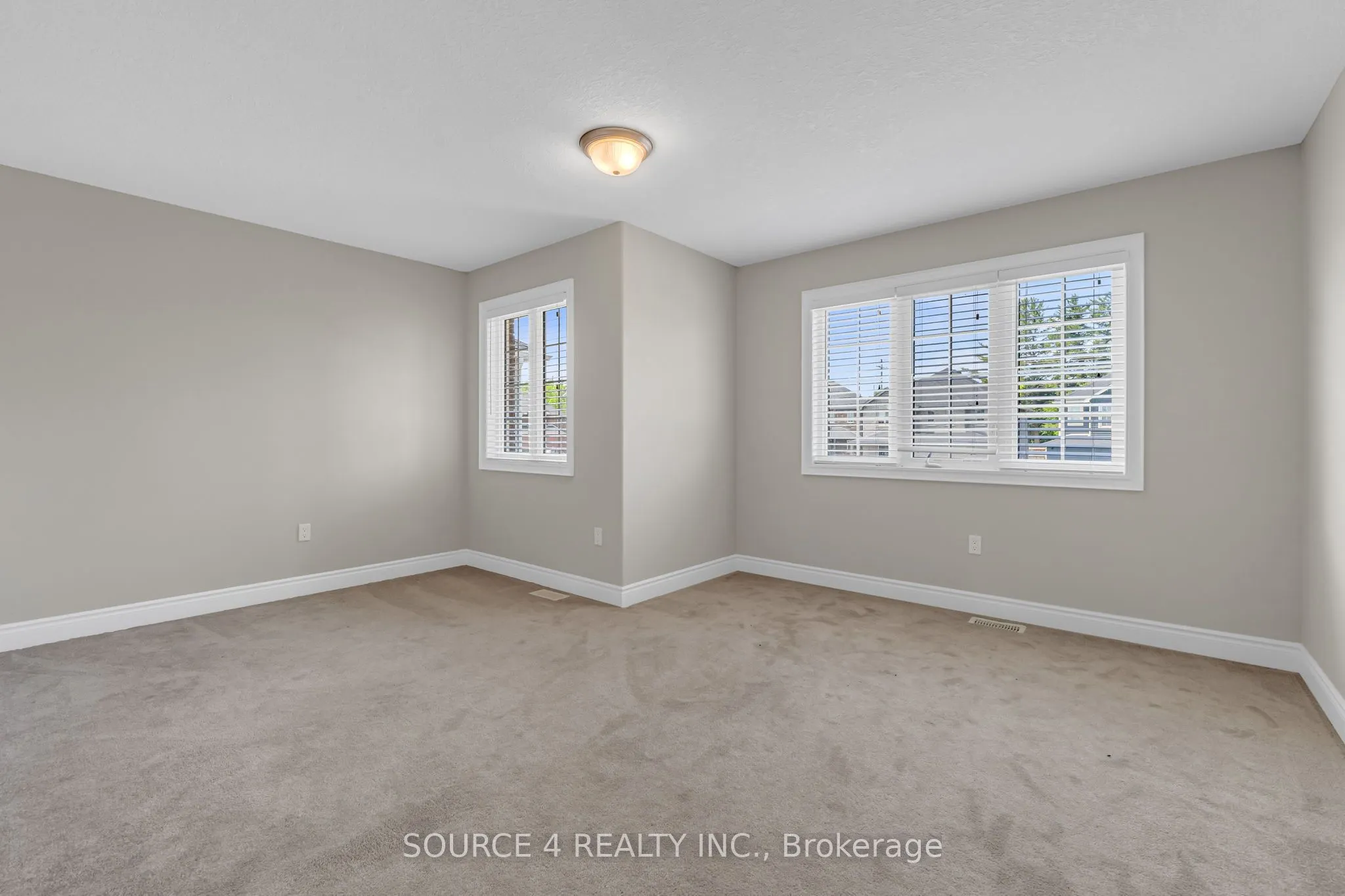 74 Lockerbie Crescent