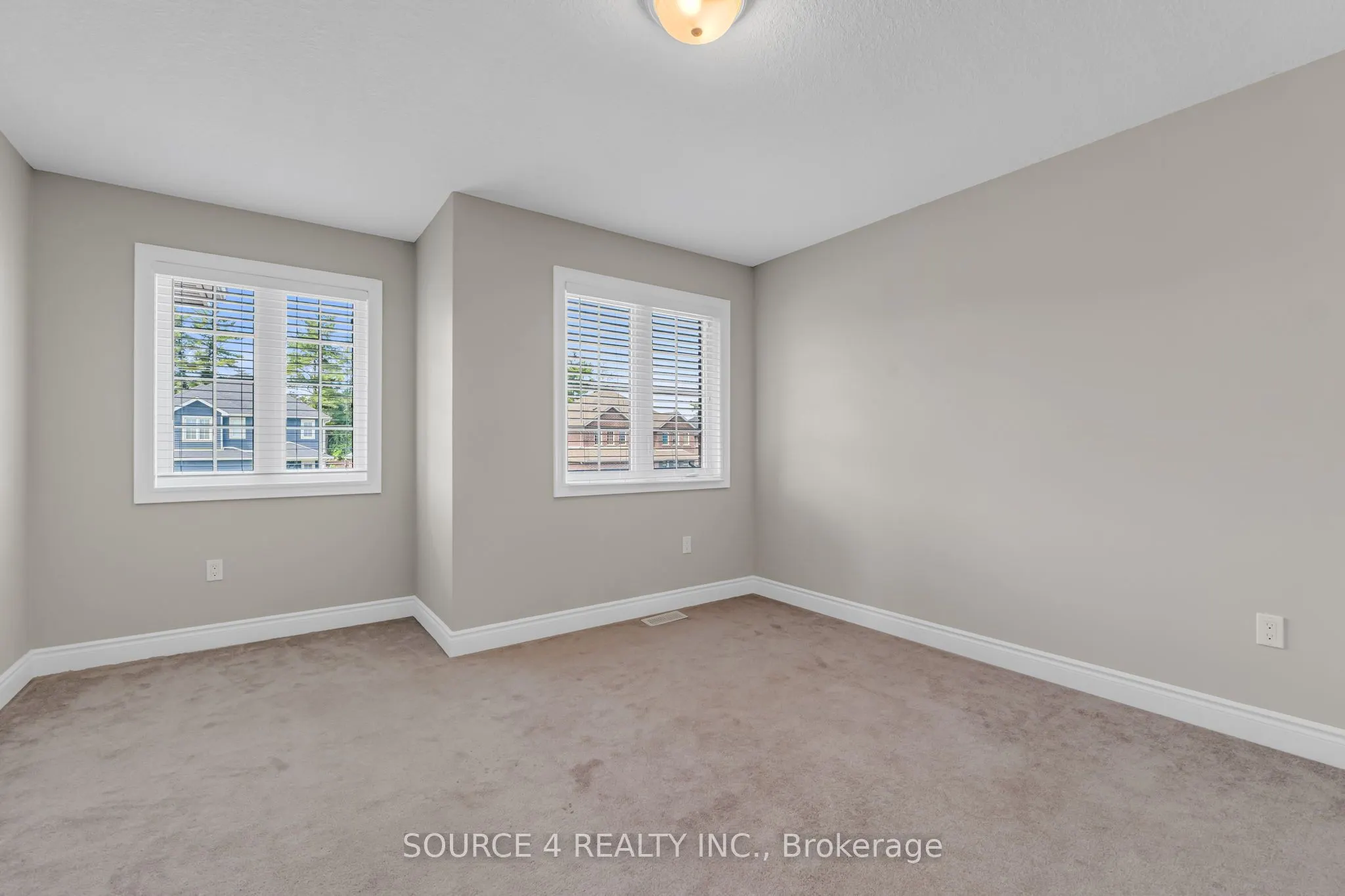 74 Lockerbie Crescent