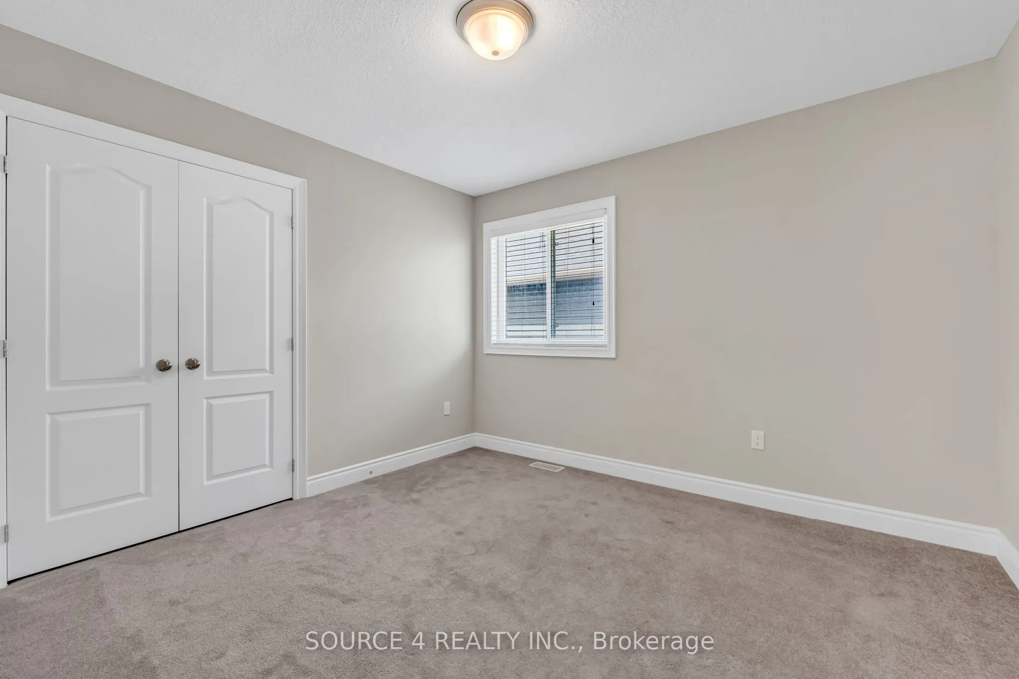 74 Lockerbie Crescent