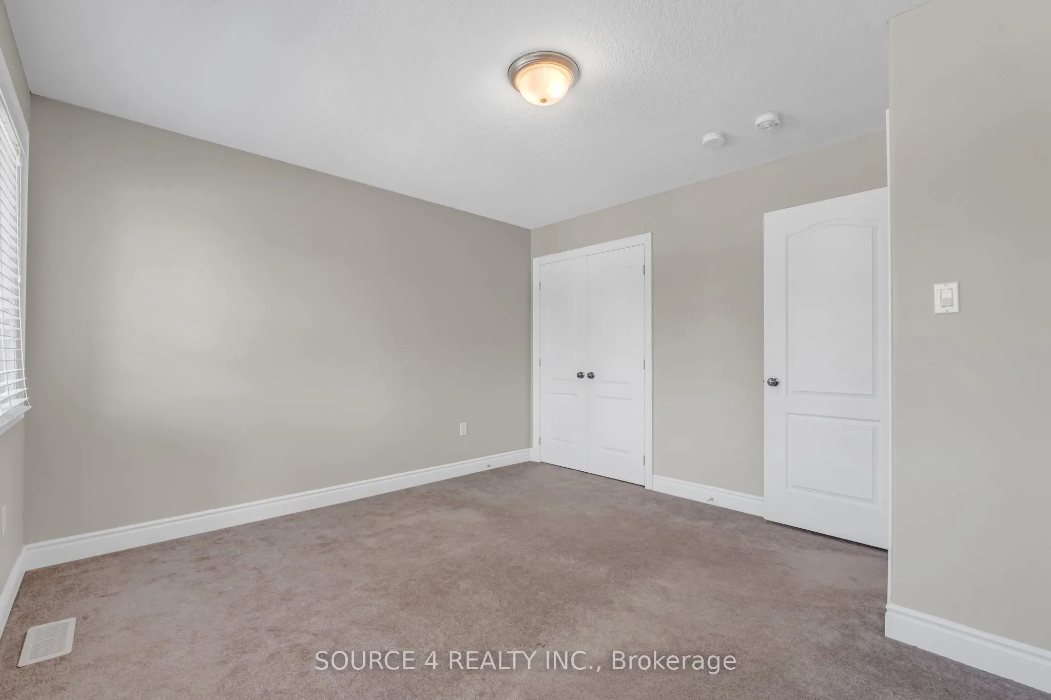 74 Lockerbie Crescent