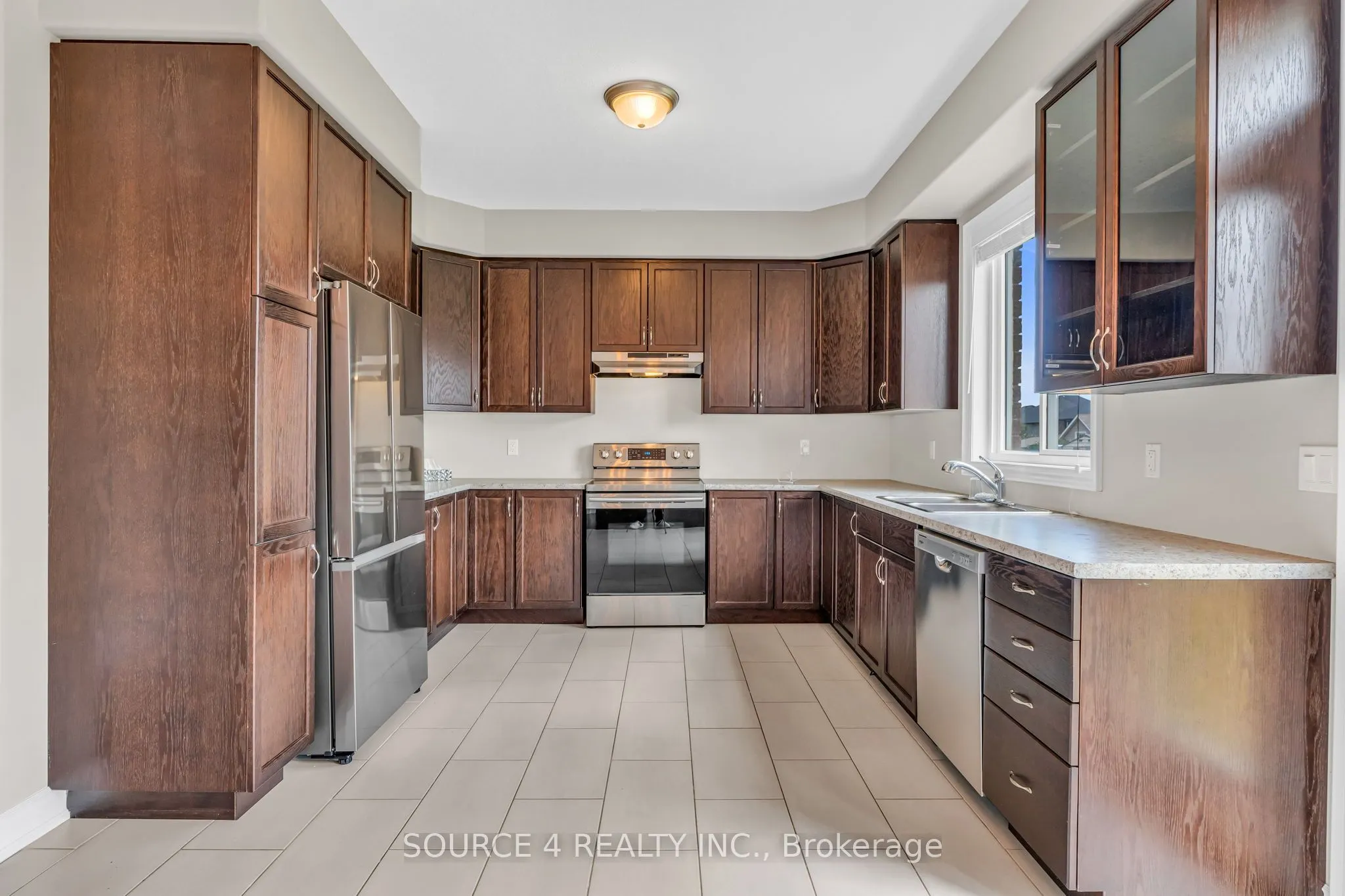 74 Lockerbie Crescent