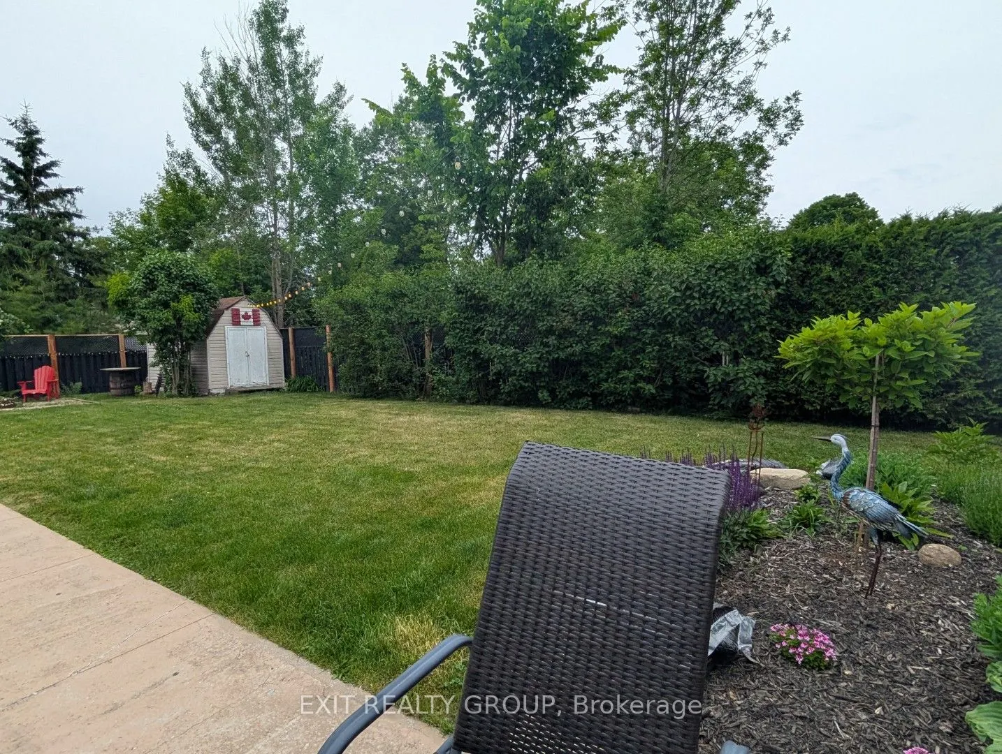76 John Dillingno Street