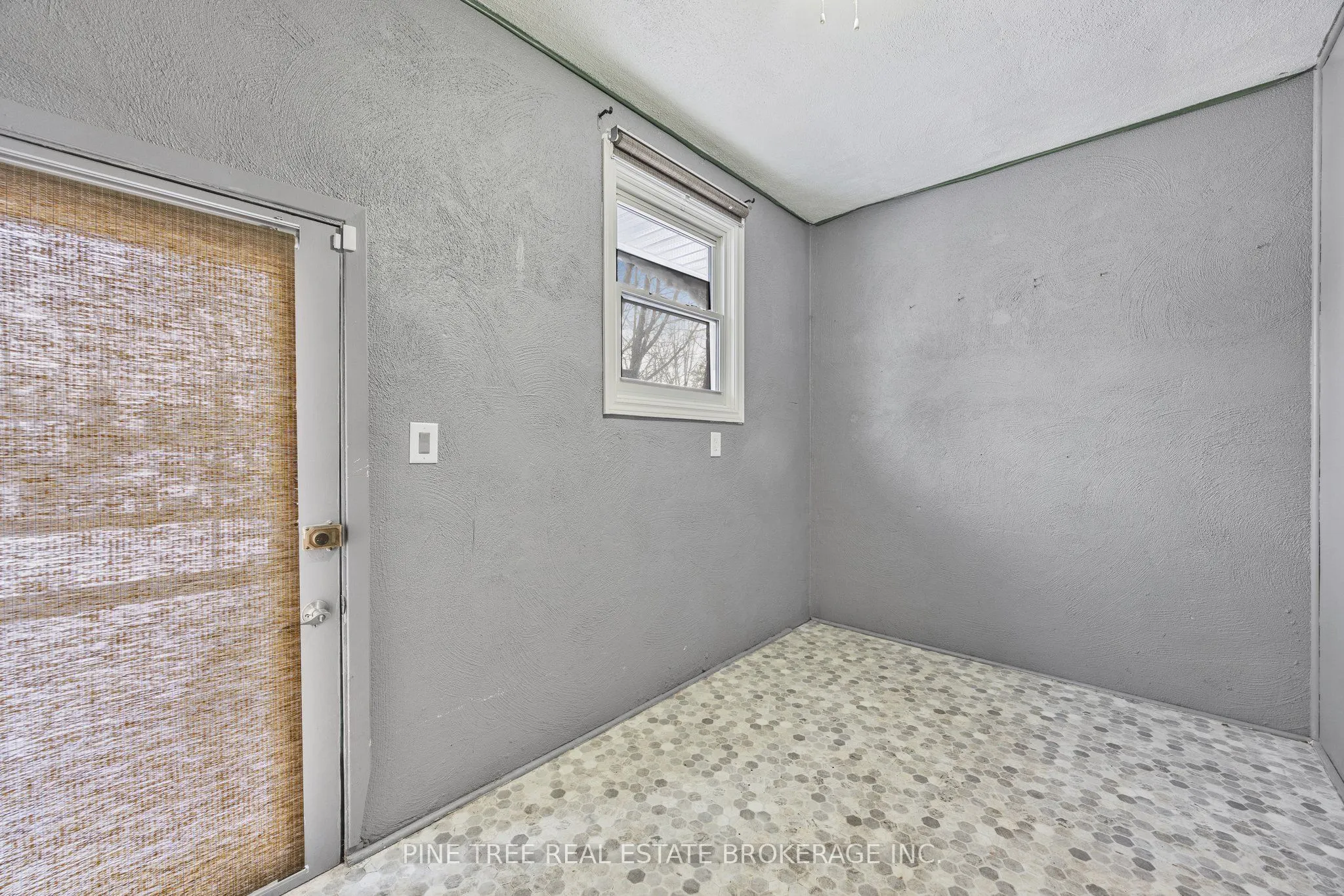 239 Warnica Road