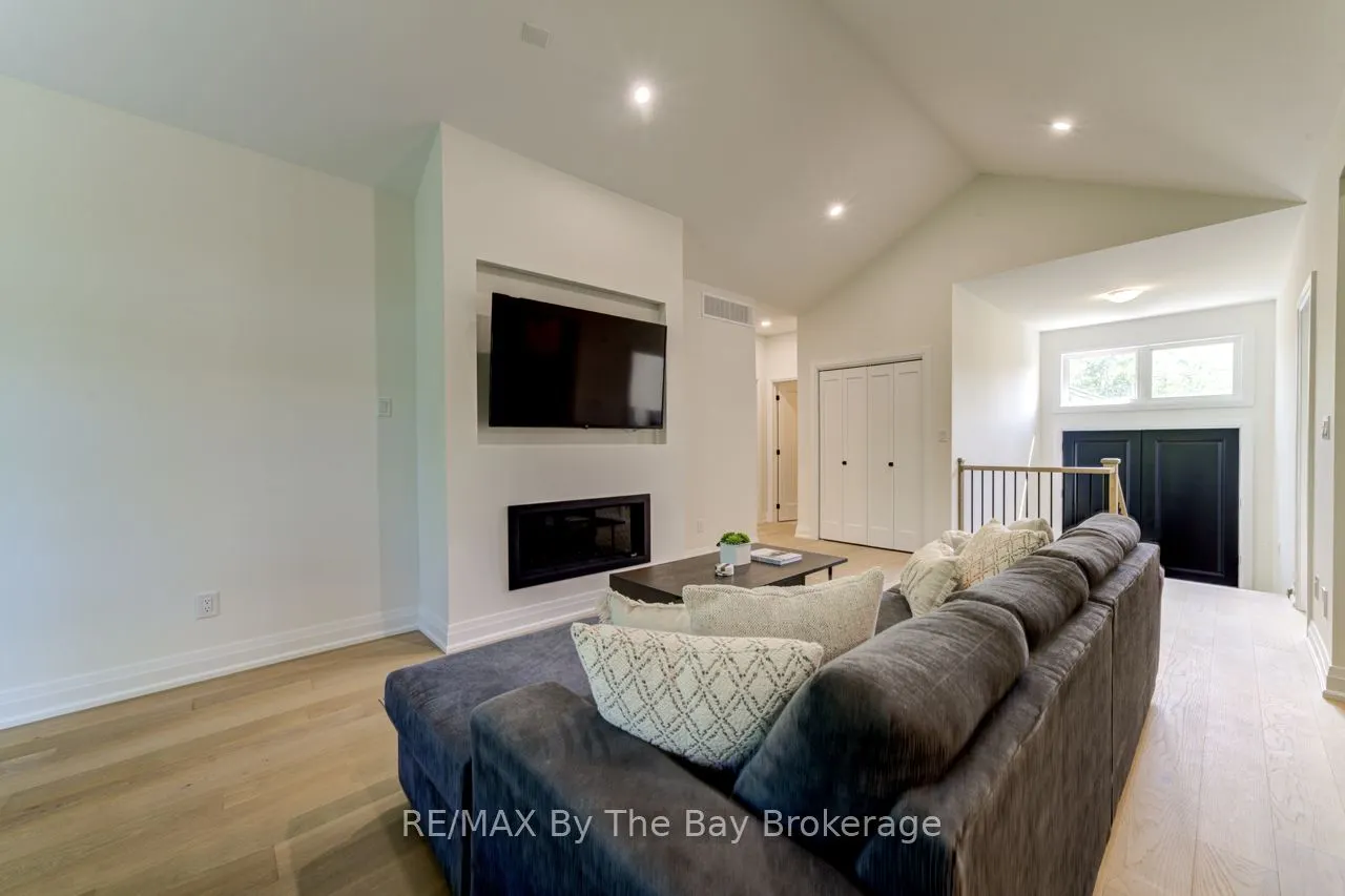 91 Summer View Avenue