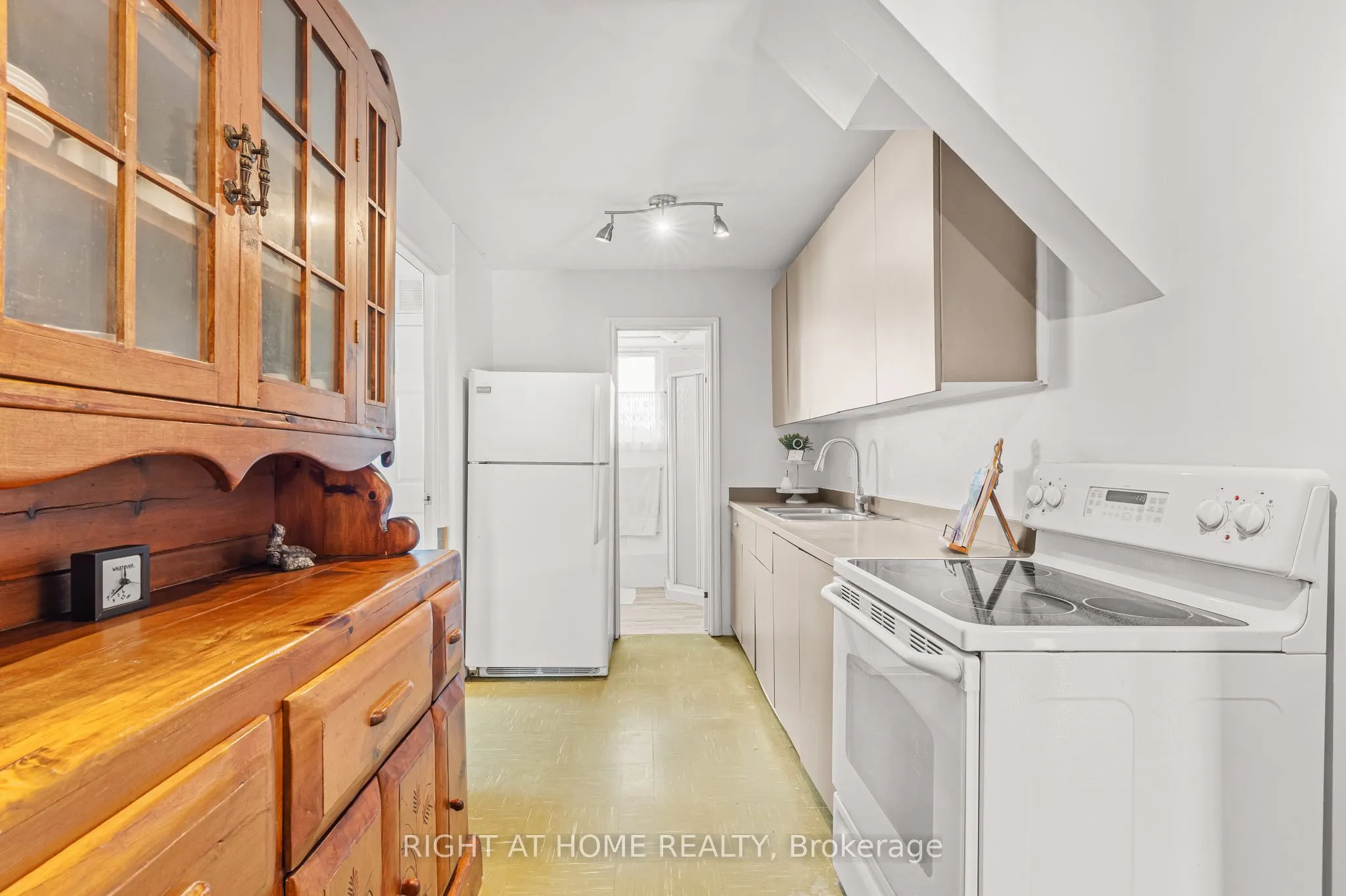 5896 Sunnidale Concession 5 Road