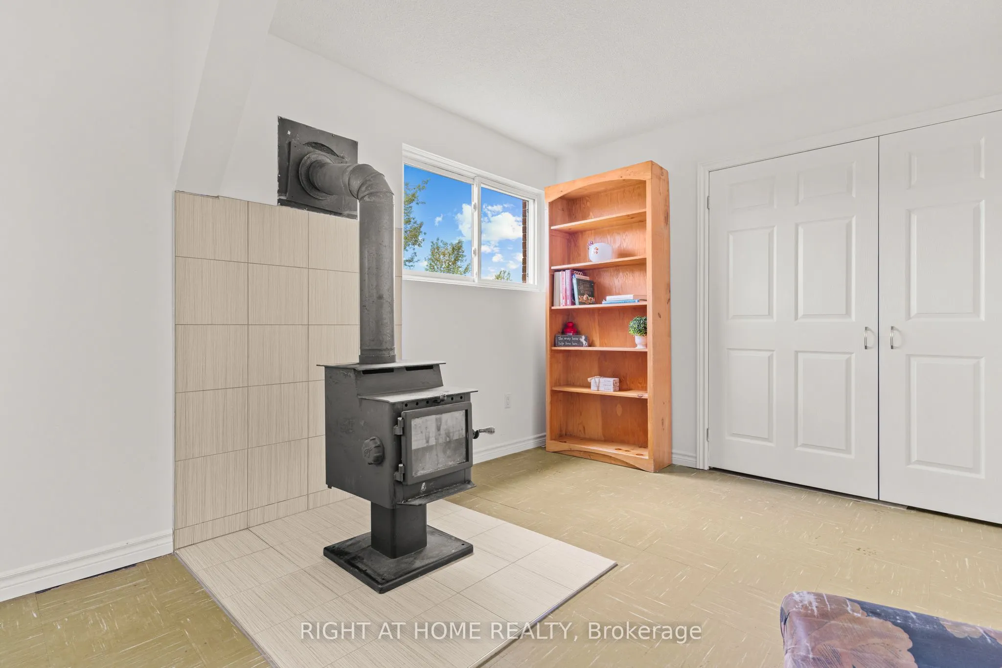 5896 Sunnidale Concession 5 Road
