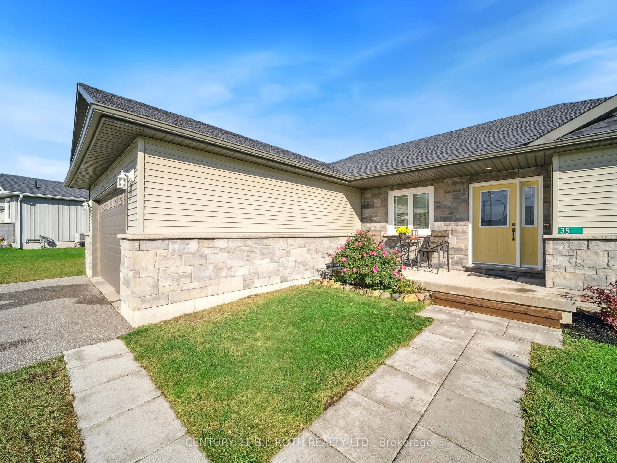 35 Grace Crescent