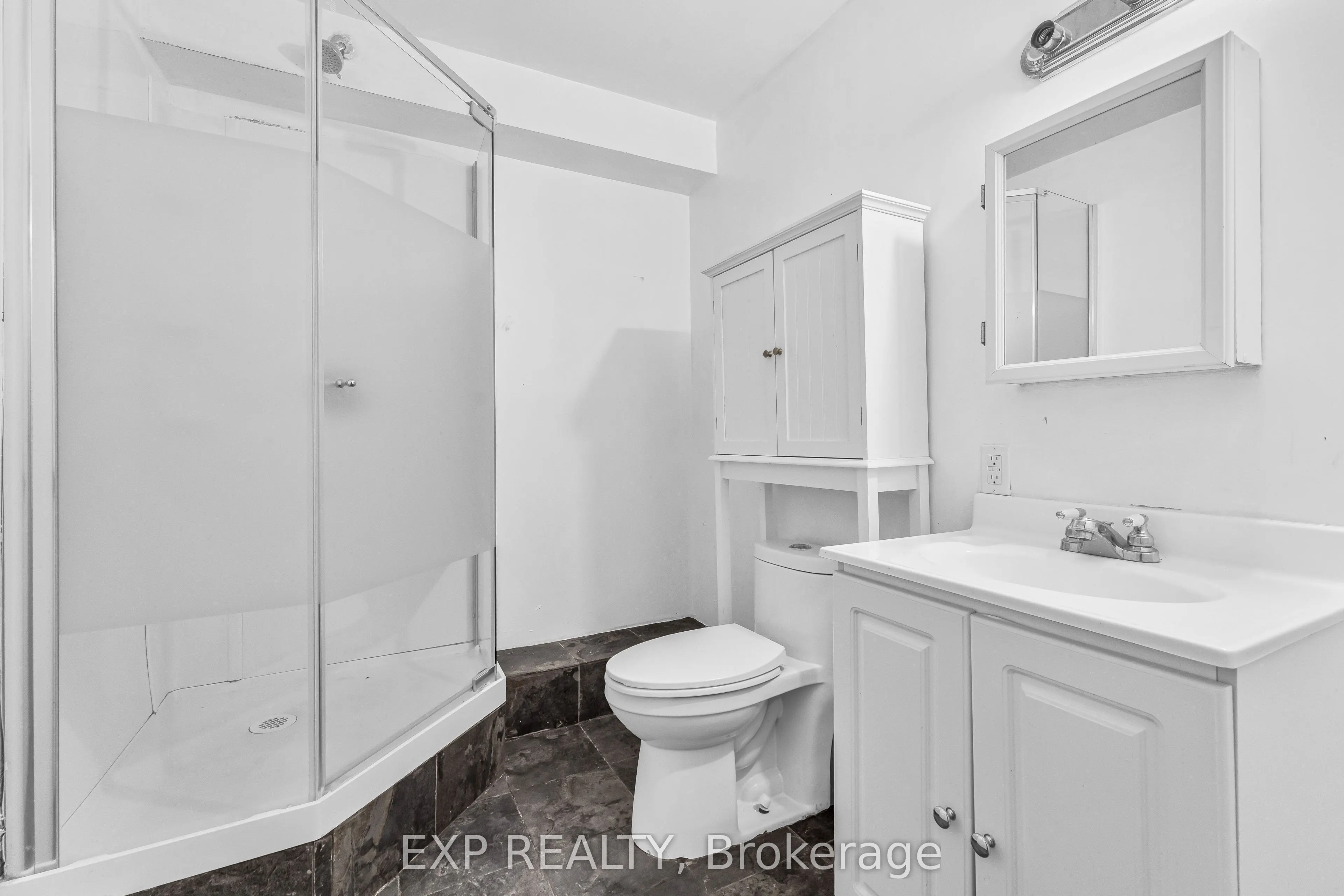 20 Wasaga Sands Drive